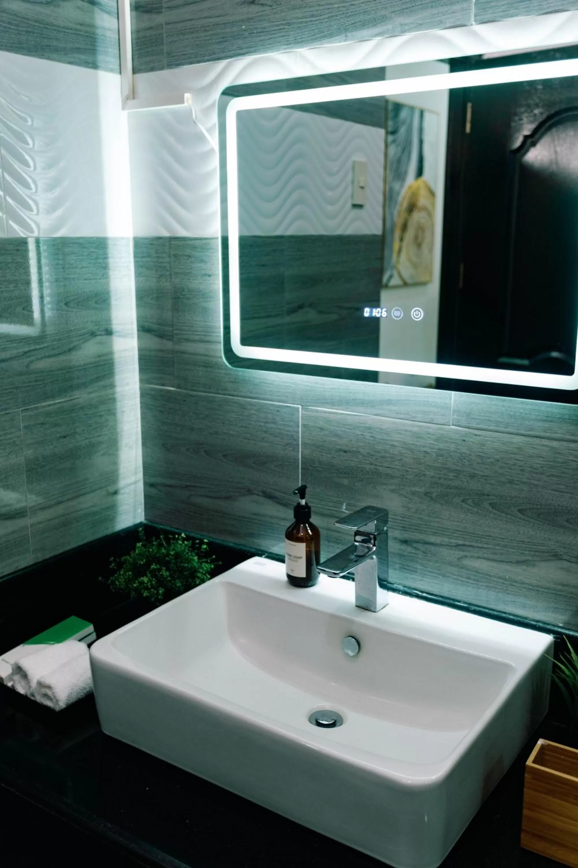 Toilet in 3 Peaks Resort & Boutique Hotel