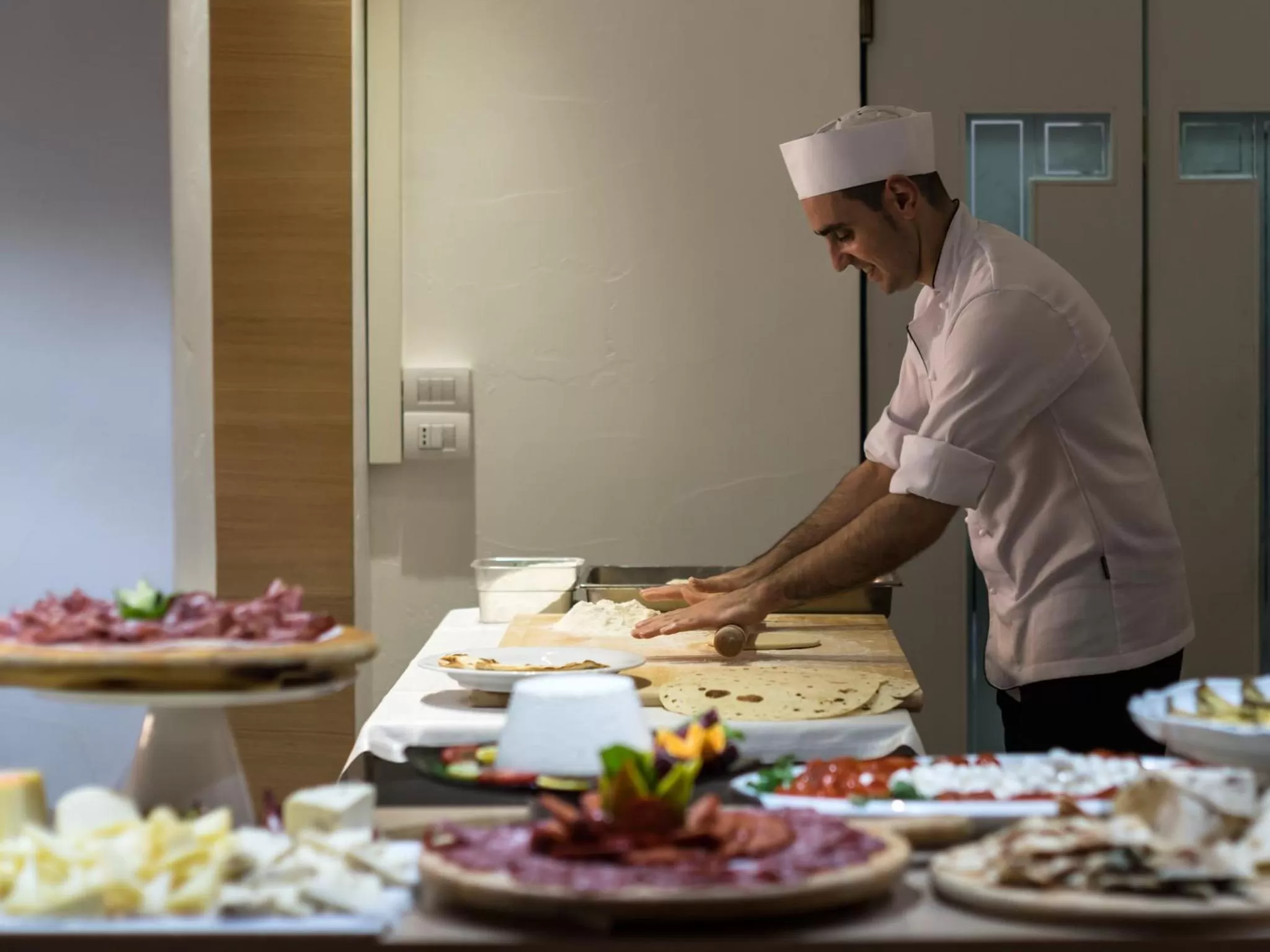 Restaurant/places to eat in Hotel Boemia