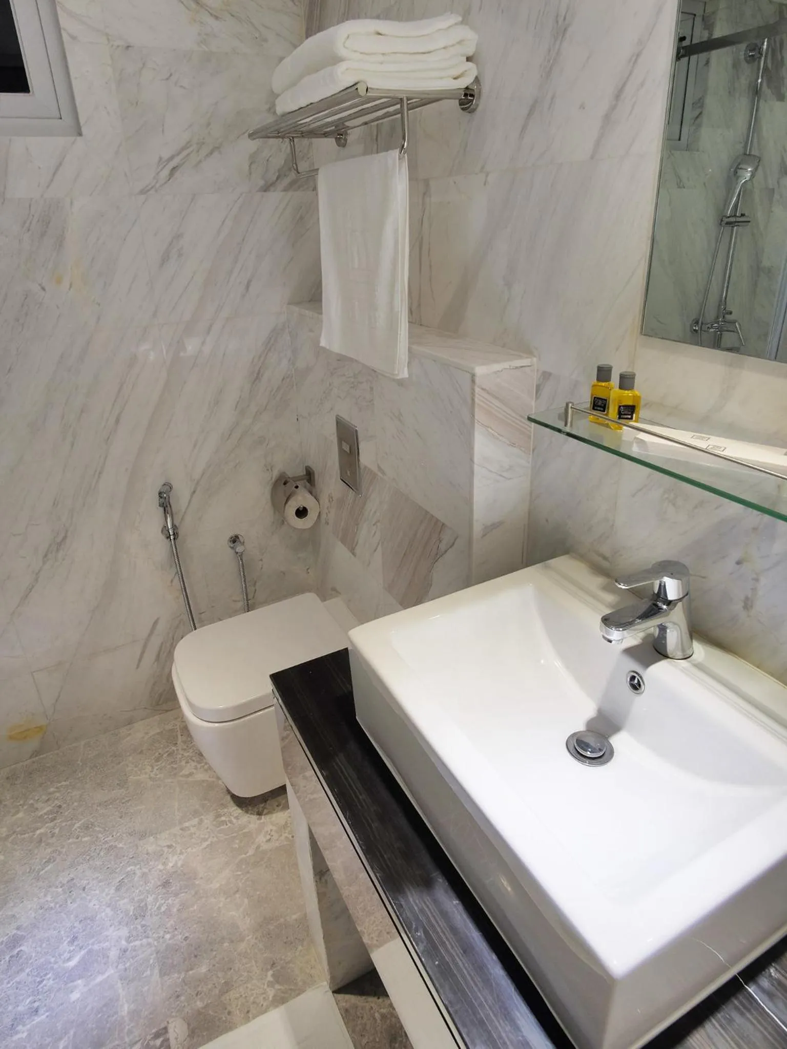 Bathroom in InnB Park Hotel