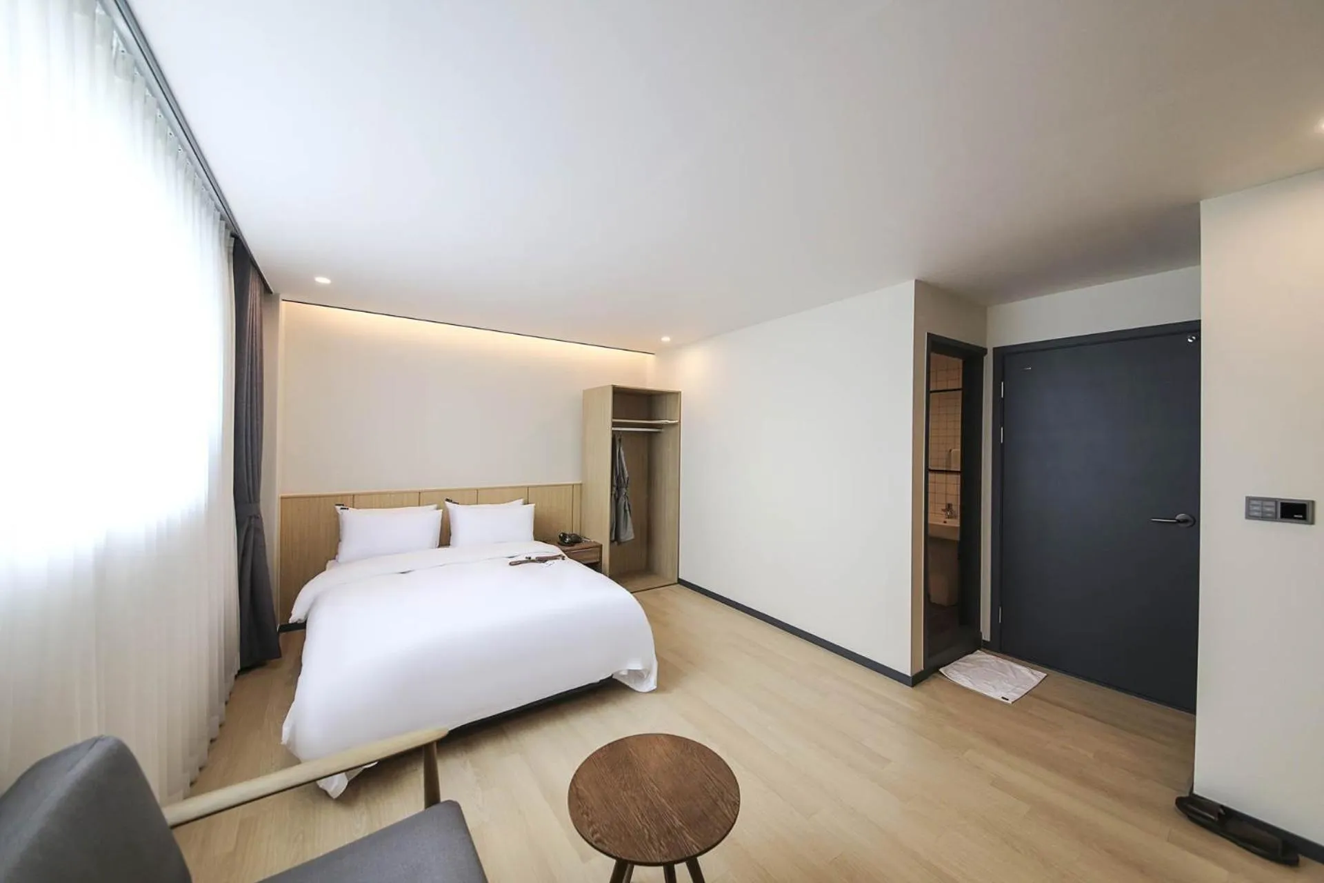 Bed in Benikea hotel