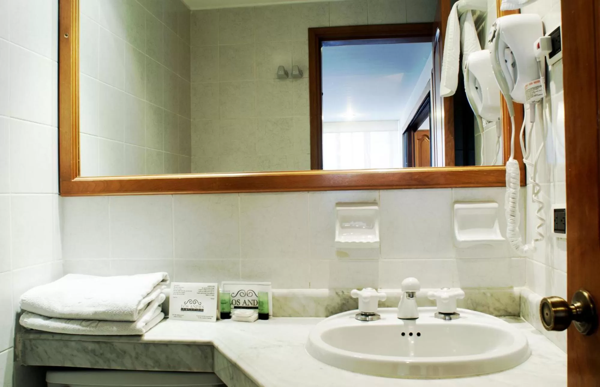 Bathroom in Apartaestudios Los Andes