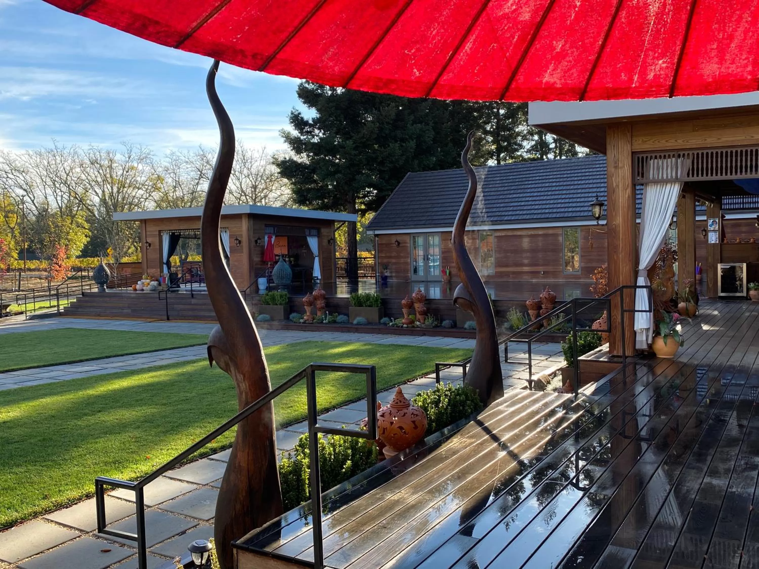 Property building in Bann at Oak Knoll Napa