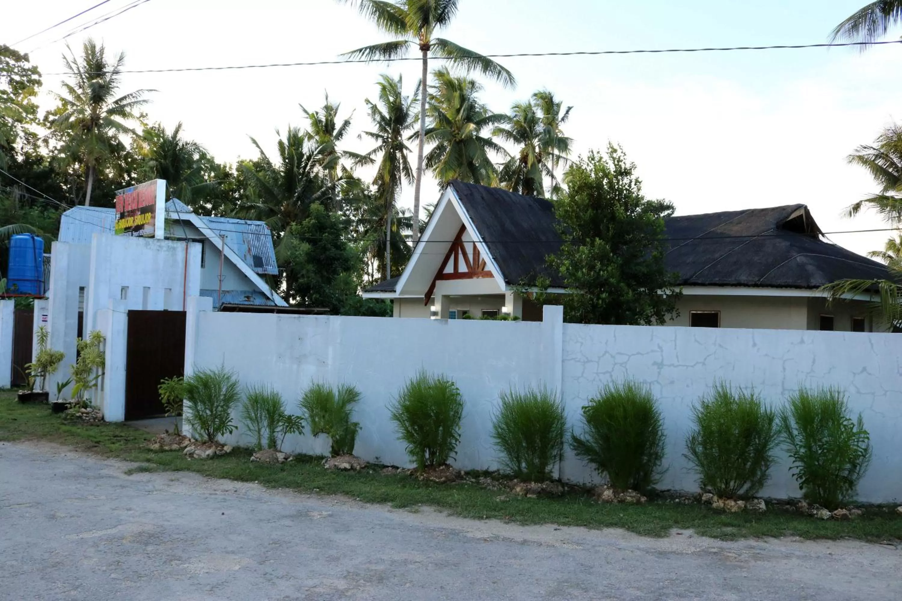 Facade/entrance in D's Oceanview Beach Resort