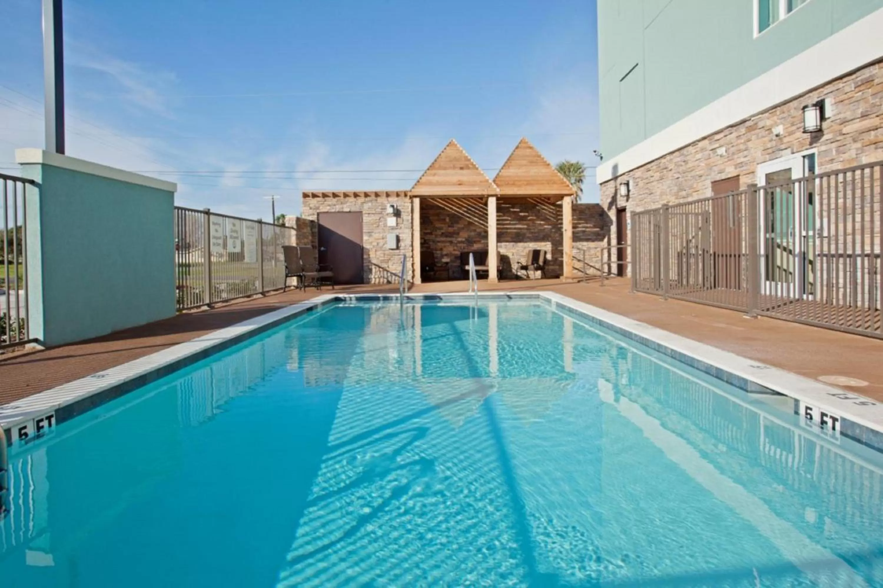 Holiday Inn Express & Suites Rockport - Bay View by IHG