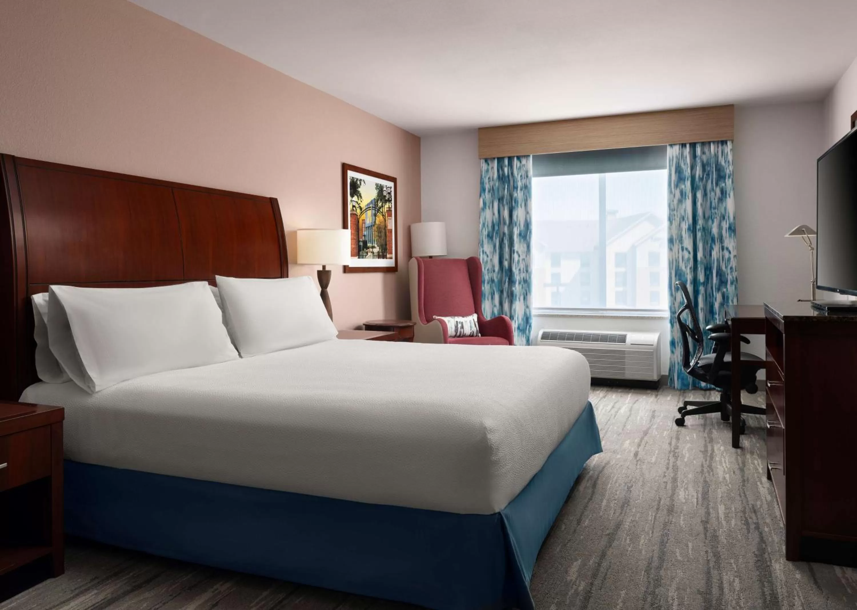 Bed in Hilton Garden Inn Ann Arbor