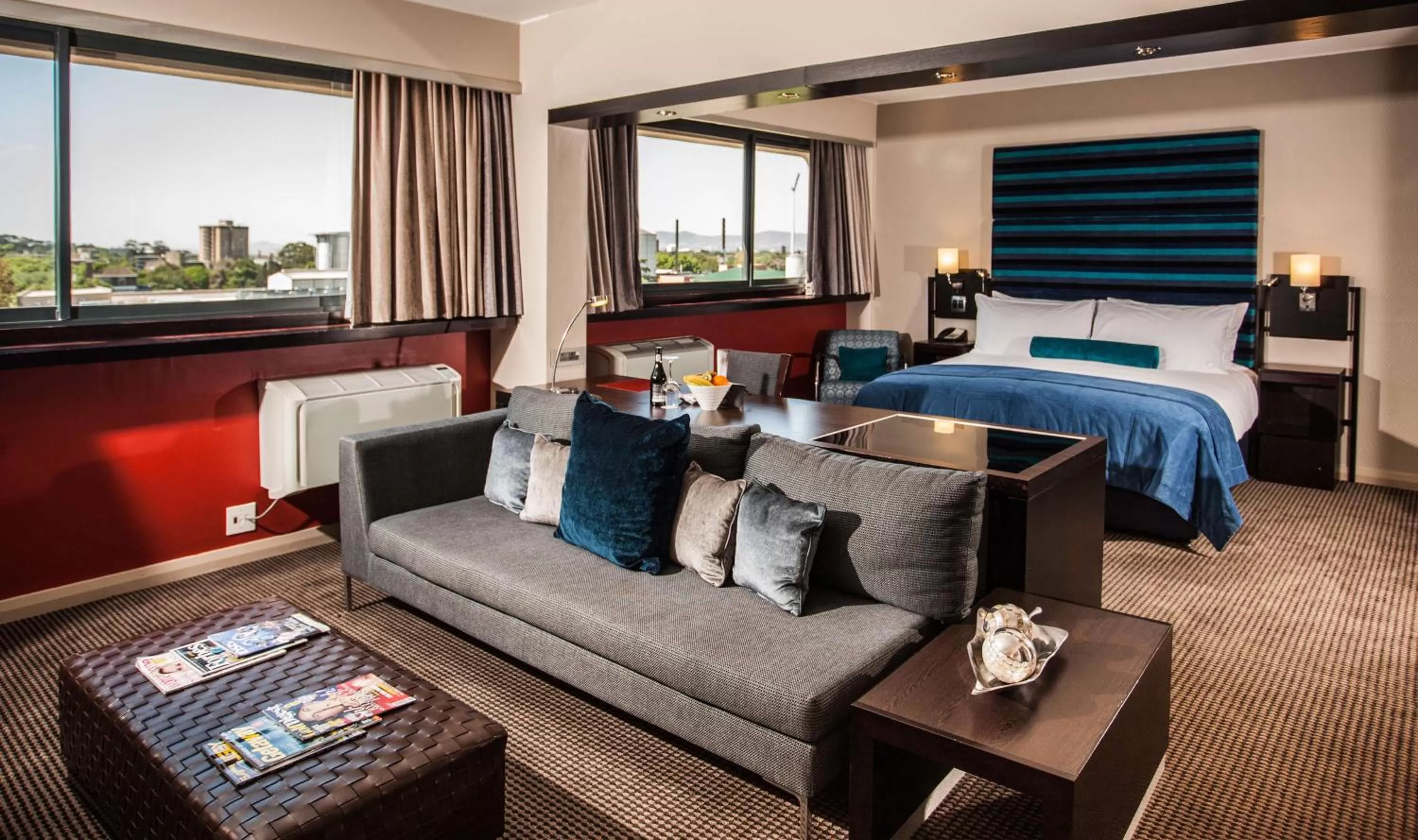 Photo of the whole room, Bed in Southern Sun Newlands