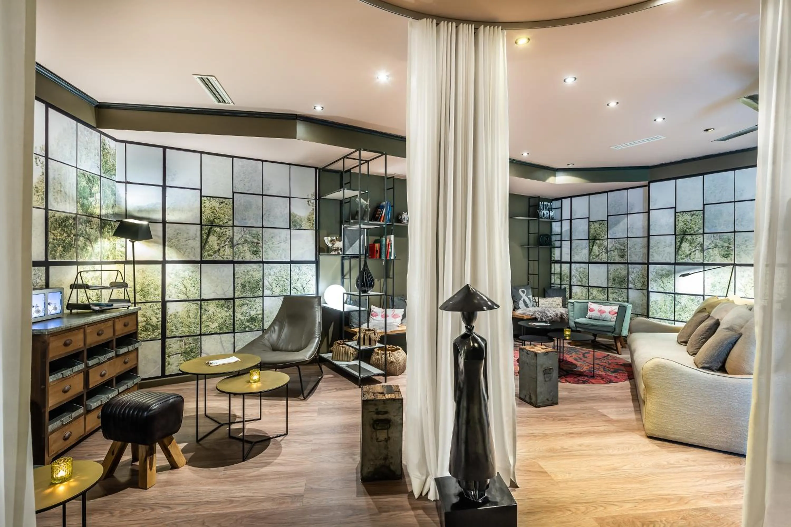 Lounge or bar in Best Western Hotel Nürnberg am Hauptbahnhof