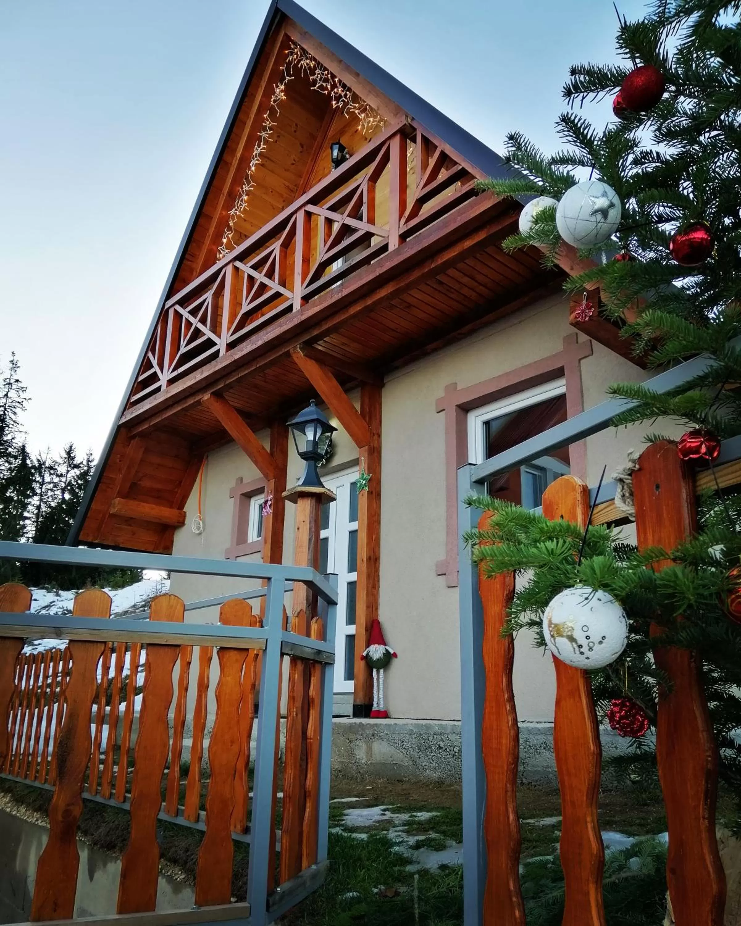 Property building in Apartmani RUNOLIST