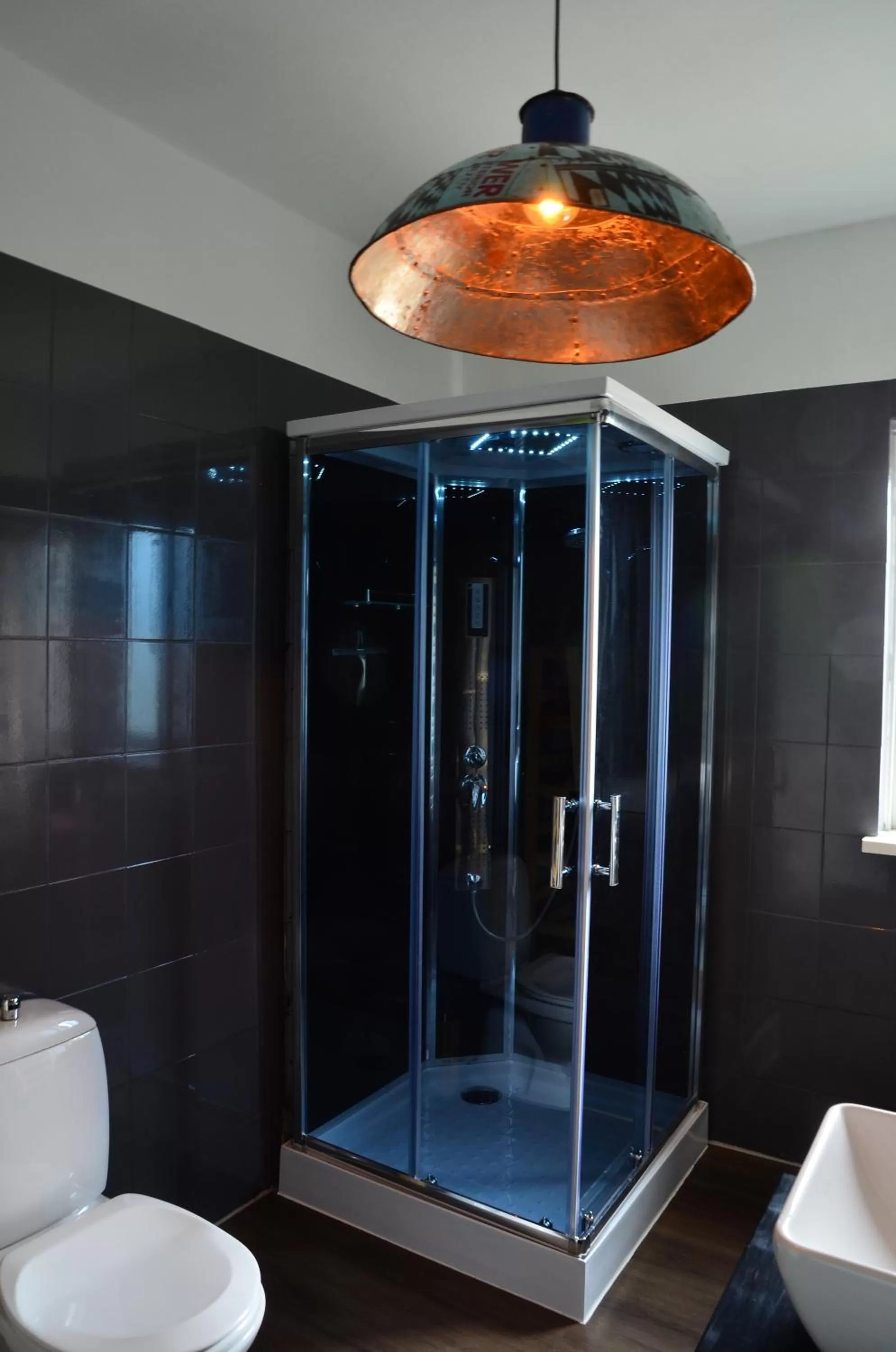 Shower in Wellness Bed & Breakfast Pergamo