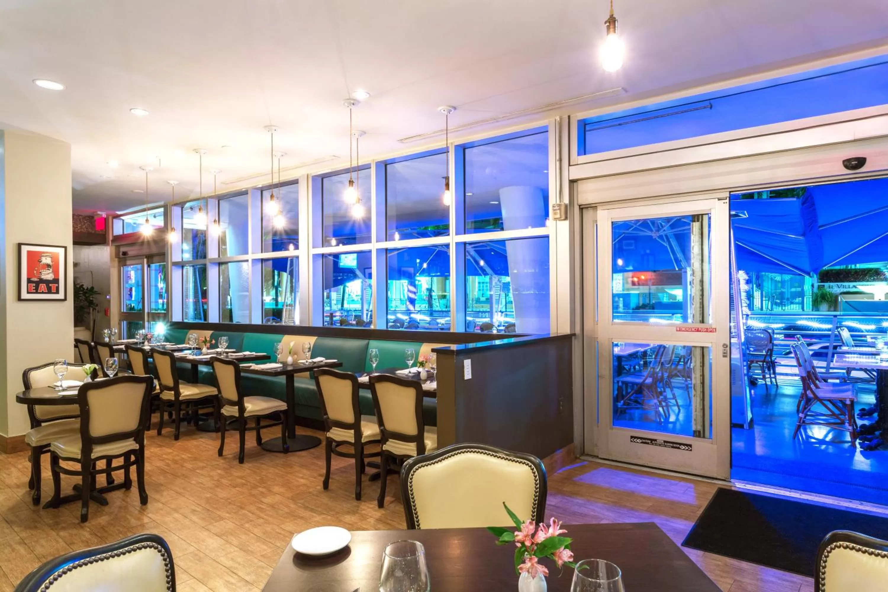 Restaurant/places to eat in Z Ocean Hotel, Classico A Sonesta Collection