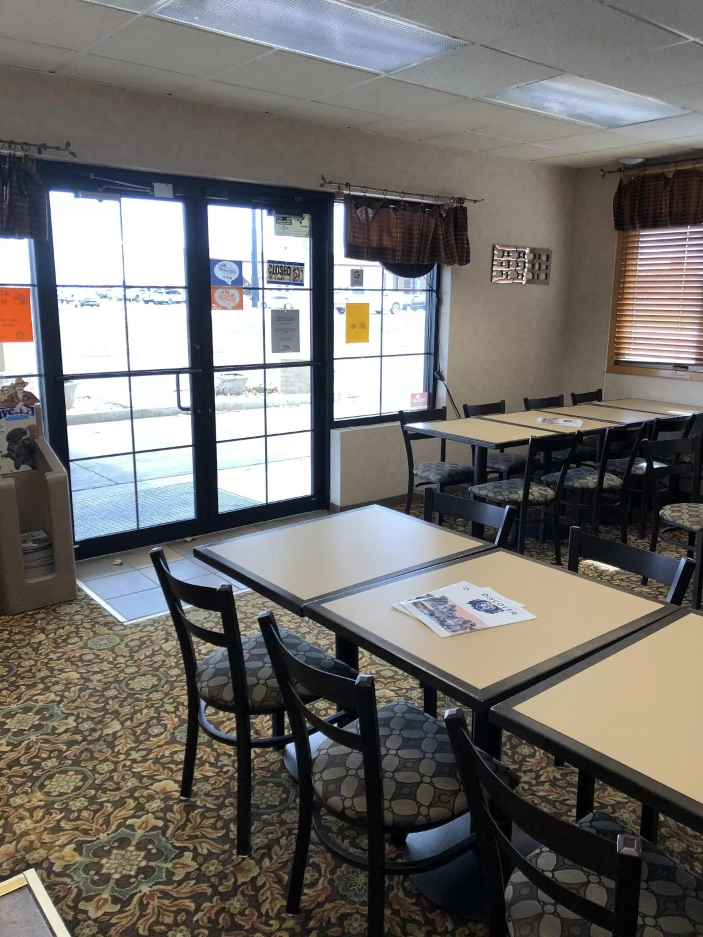 Lobby or reception in Corn Palace Inn