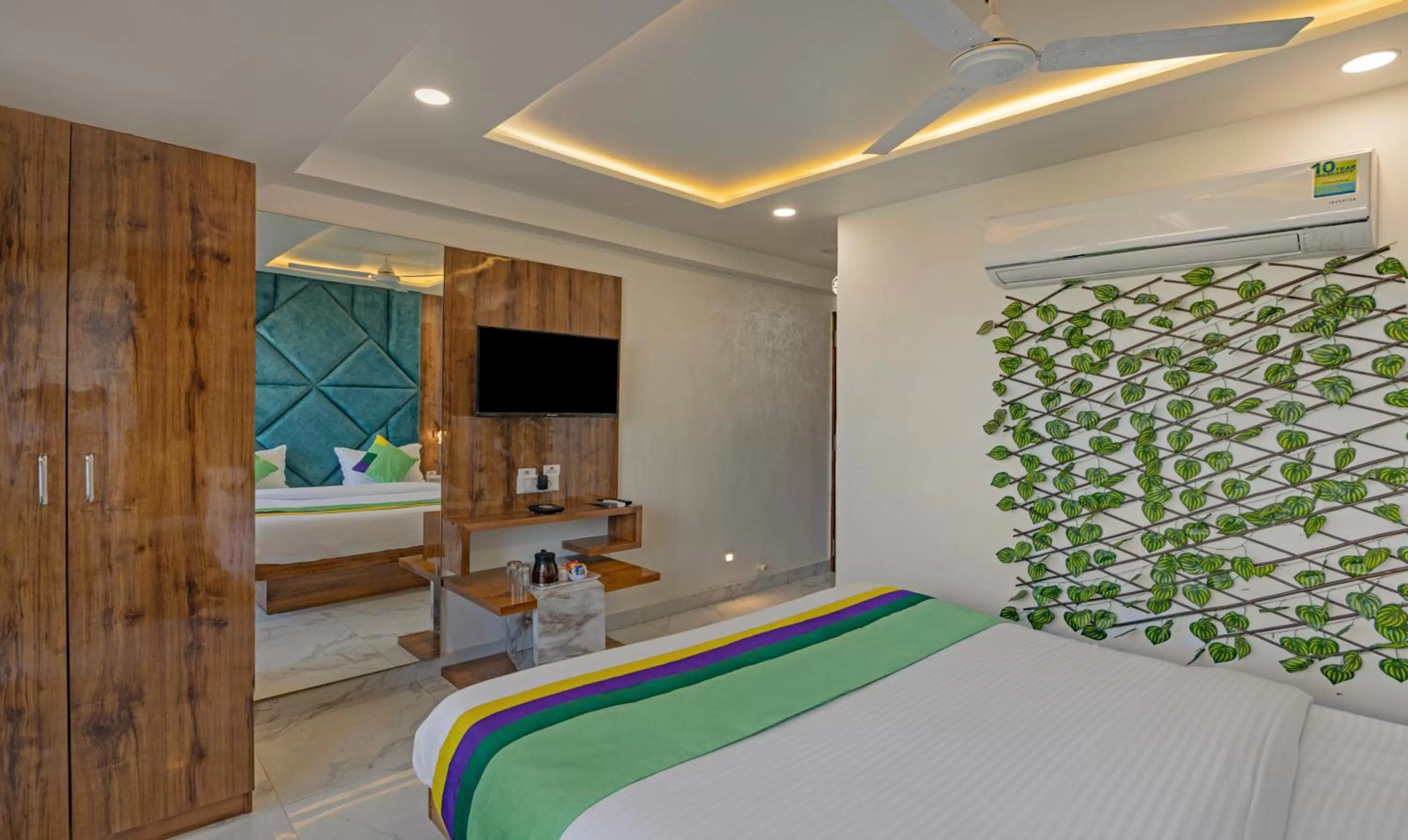 TV and multimedia, Bed in Treebo Prince Plaza