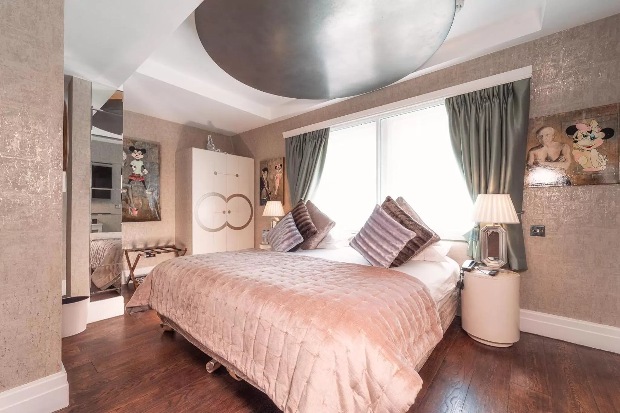 Bedroom, Bed in Karma Sanctum Soho Hotel