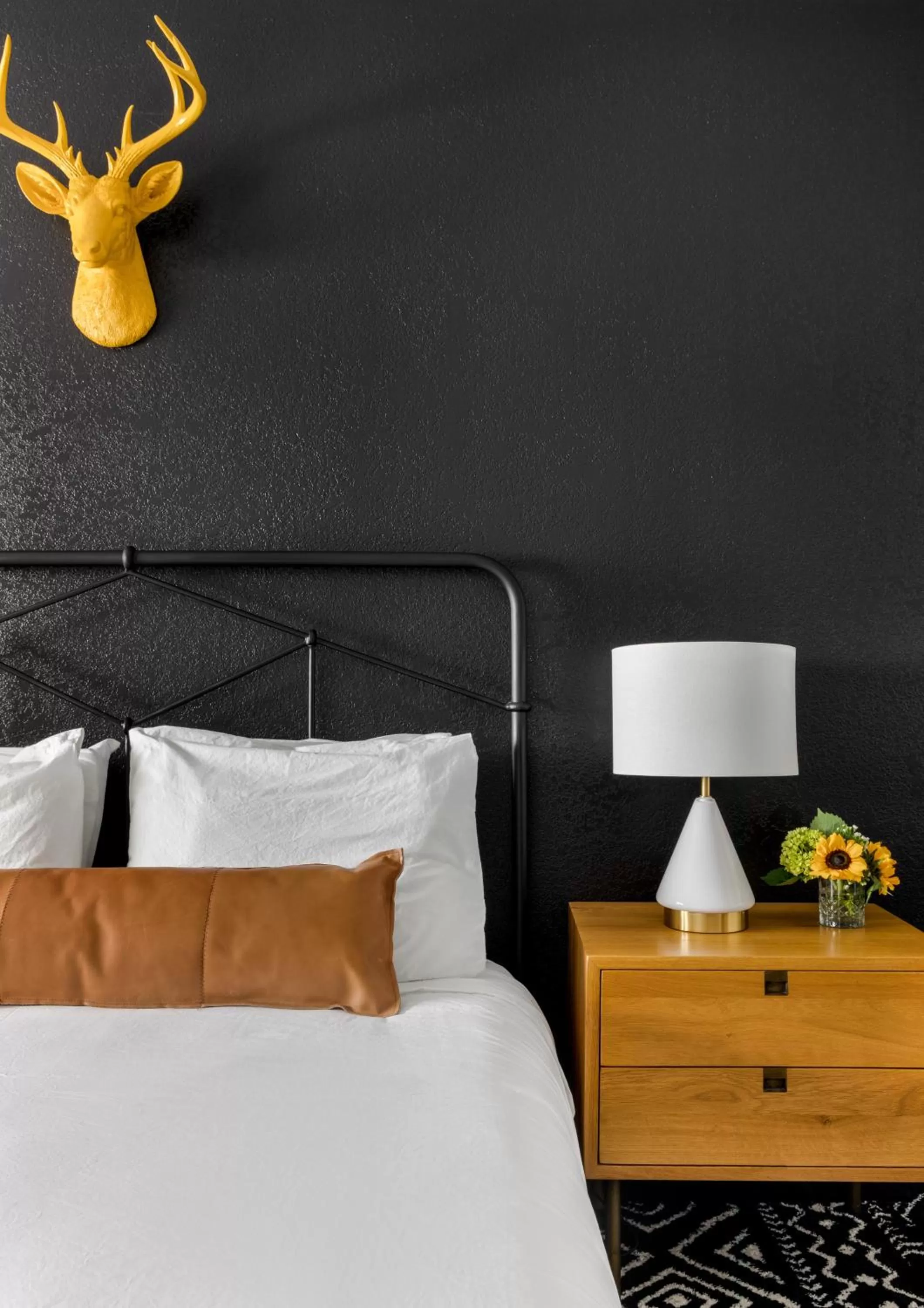 Bed in Wimberley Inn & bar