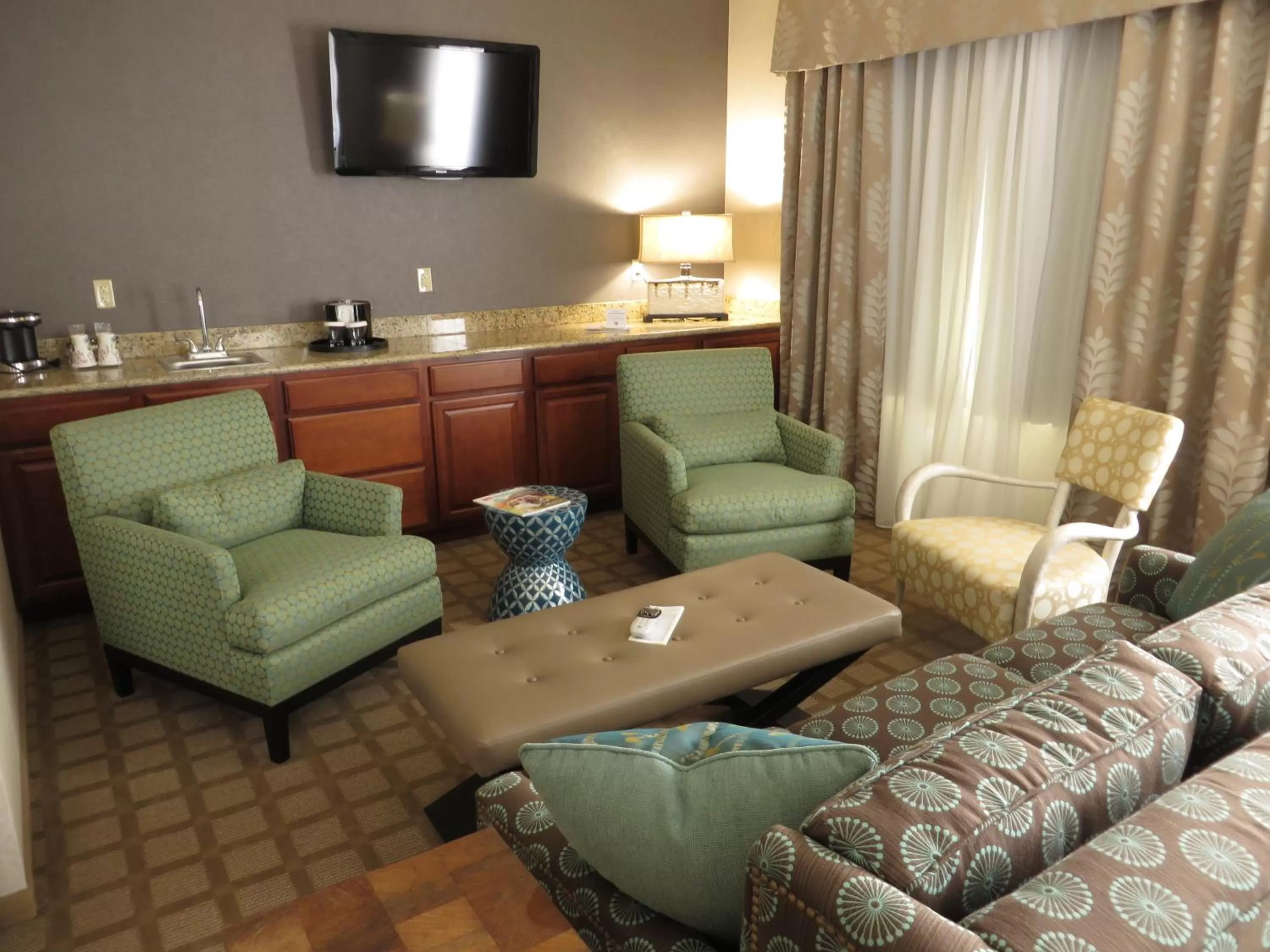 Living room in Wingate by Wyndham Elkins