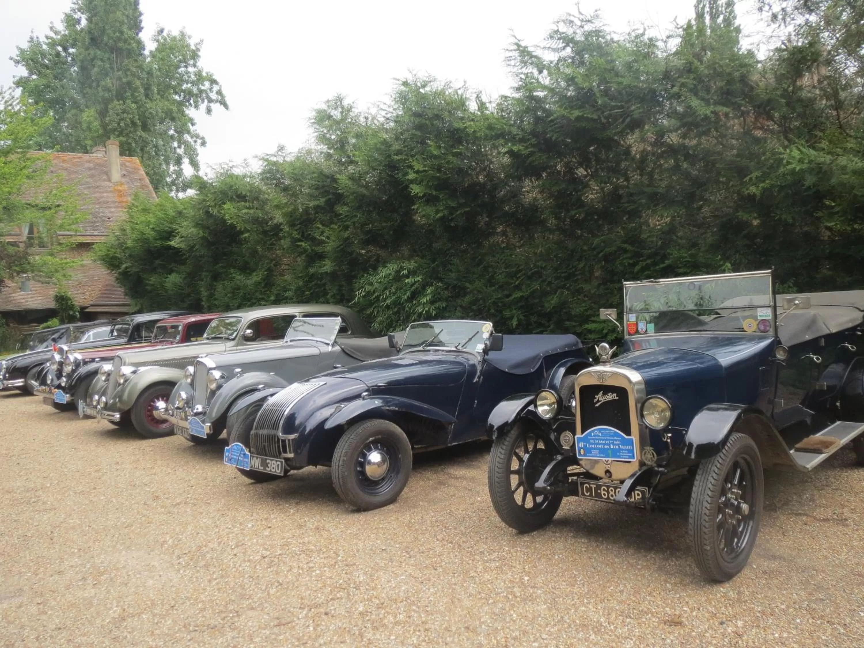 Entertainment in Château Corneille