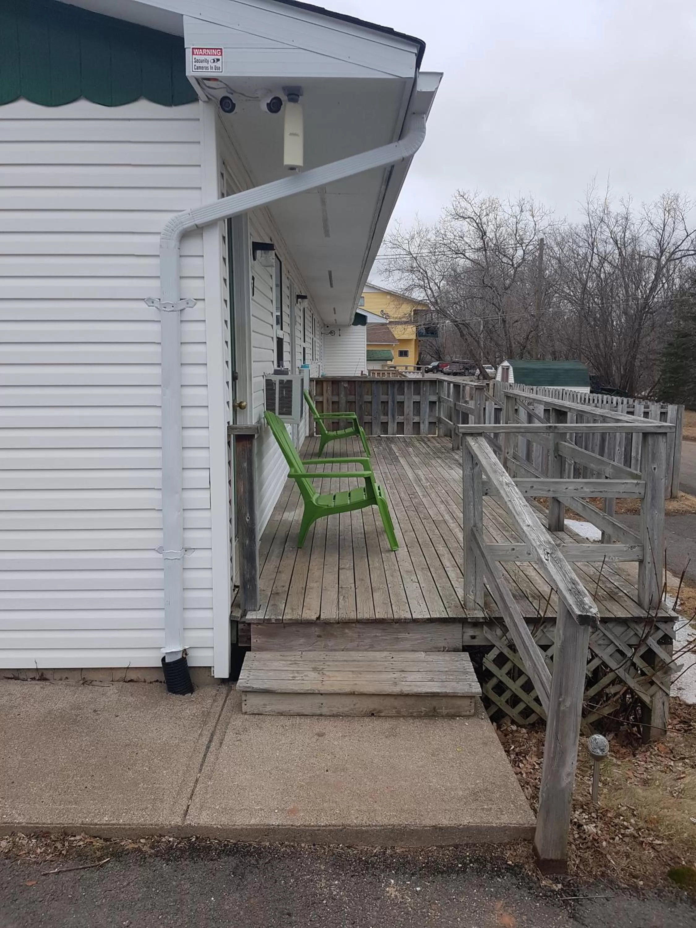 Property Building in Covered Bridge Inn & Suites