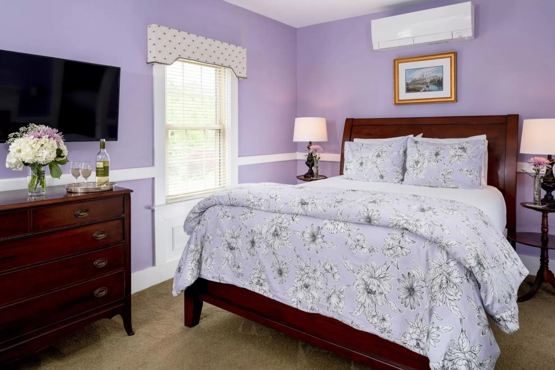 Photo of the whole room, Bed in 1802 House Bed & Breakfast