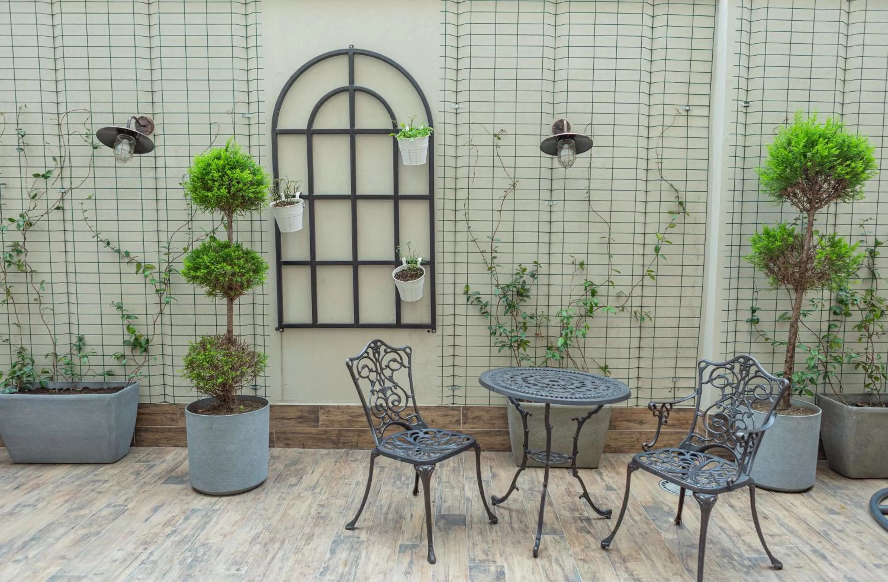 Patio in Hotel BLOOM Batumi