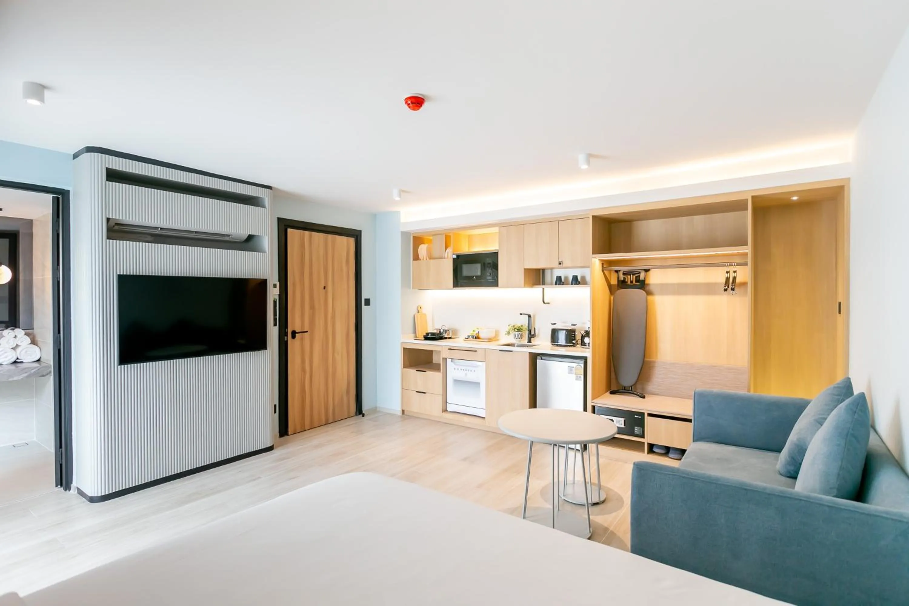 Living room in The SACHA Apart-Hotel Thonglor