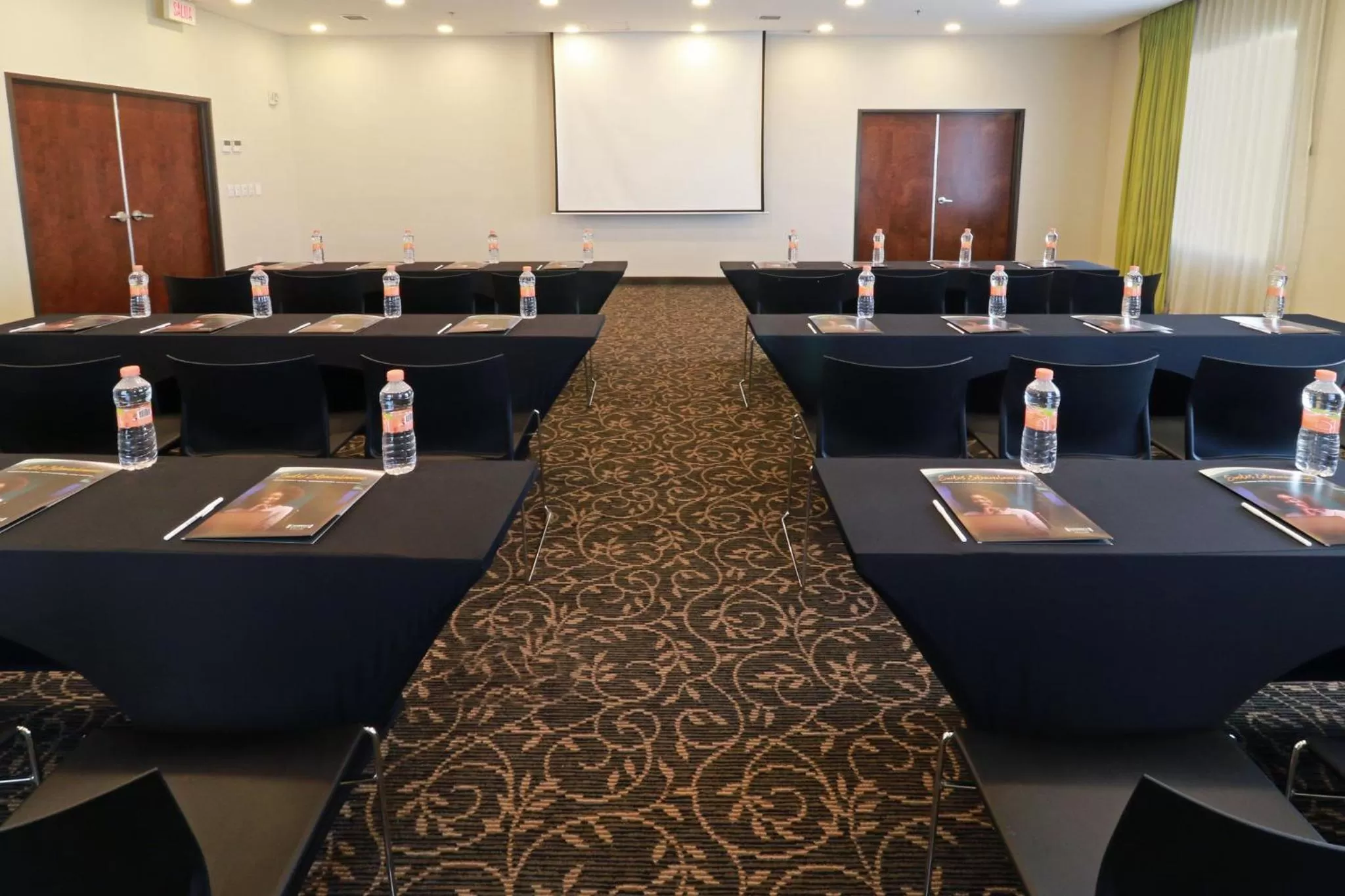 Meeting/conference room in Staybridge Suites San Luis Potosi by IHG