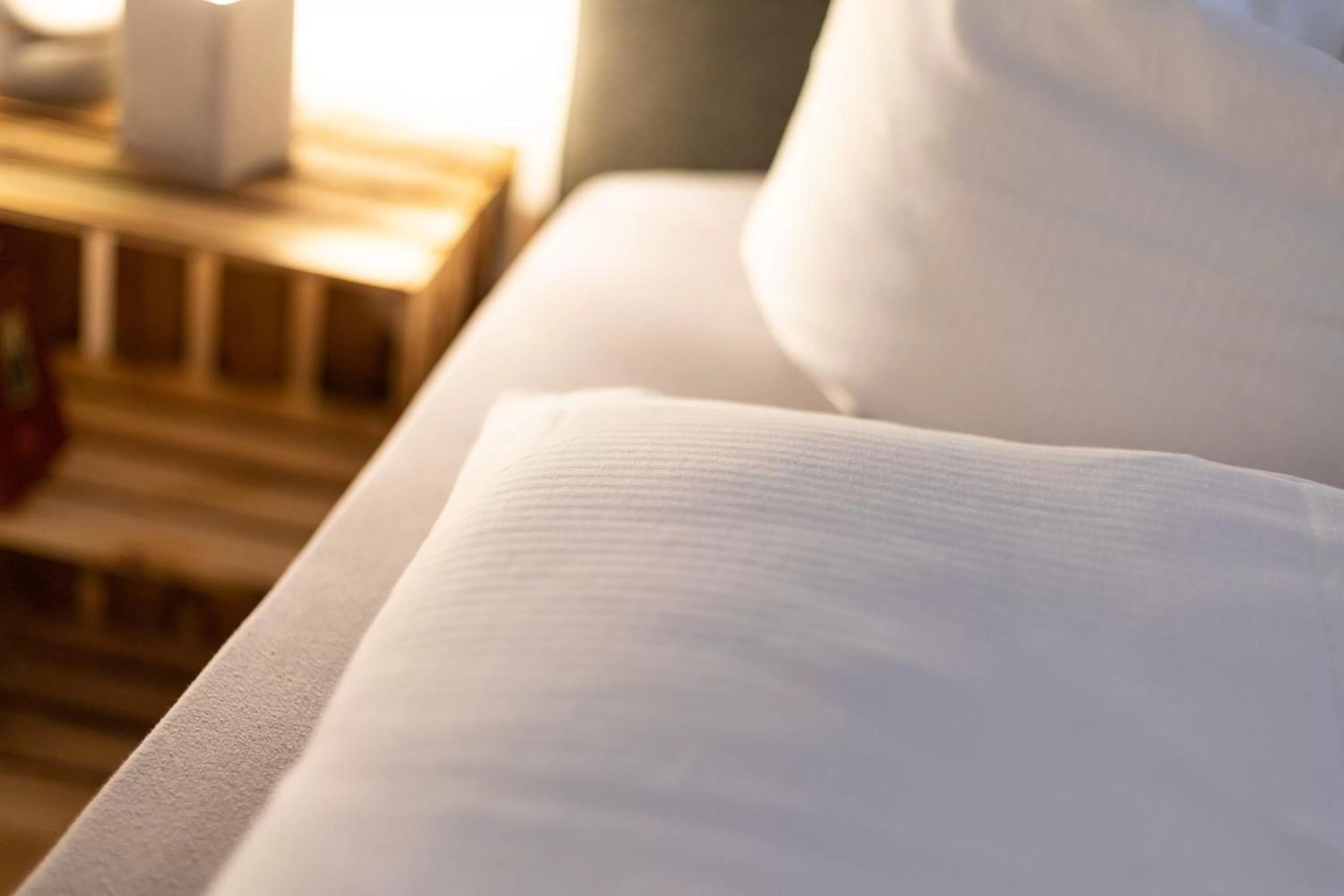 Bed in Apartments an der Oper - Innenstadt - Zentral - Küche - Wifi - Powered by Ko-Living