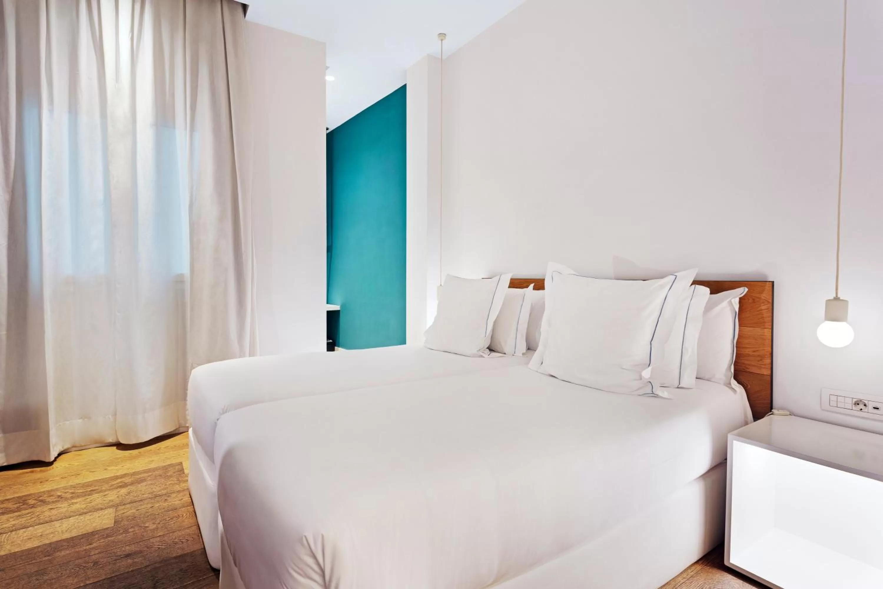 Bed in One Shot Prado