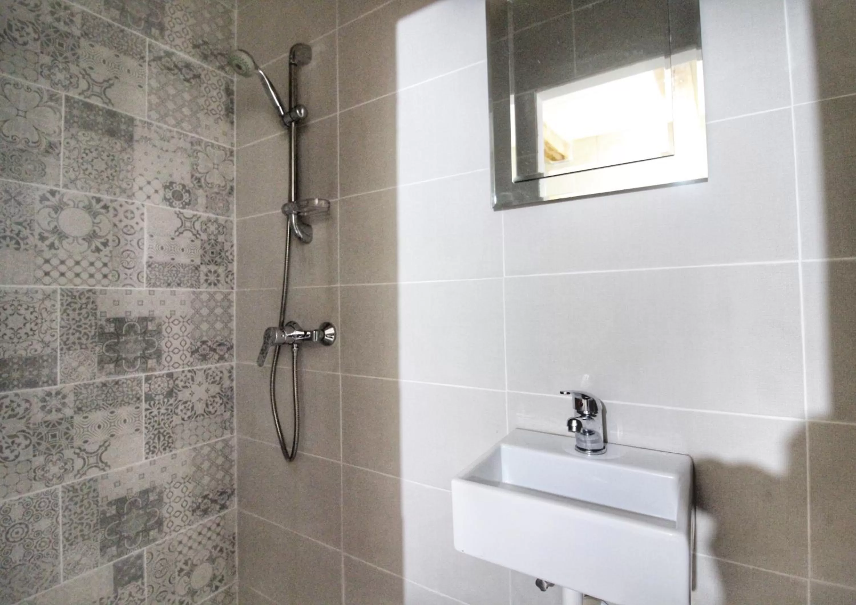 Shower in St George of Lydda B&B