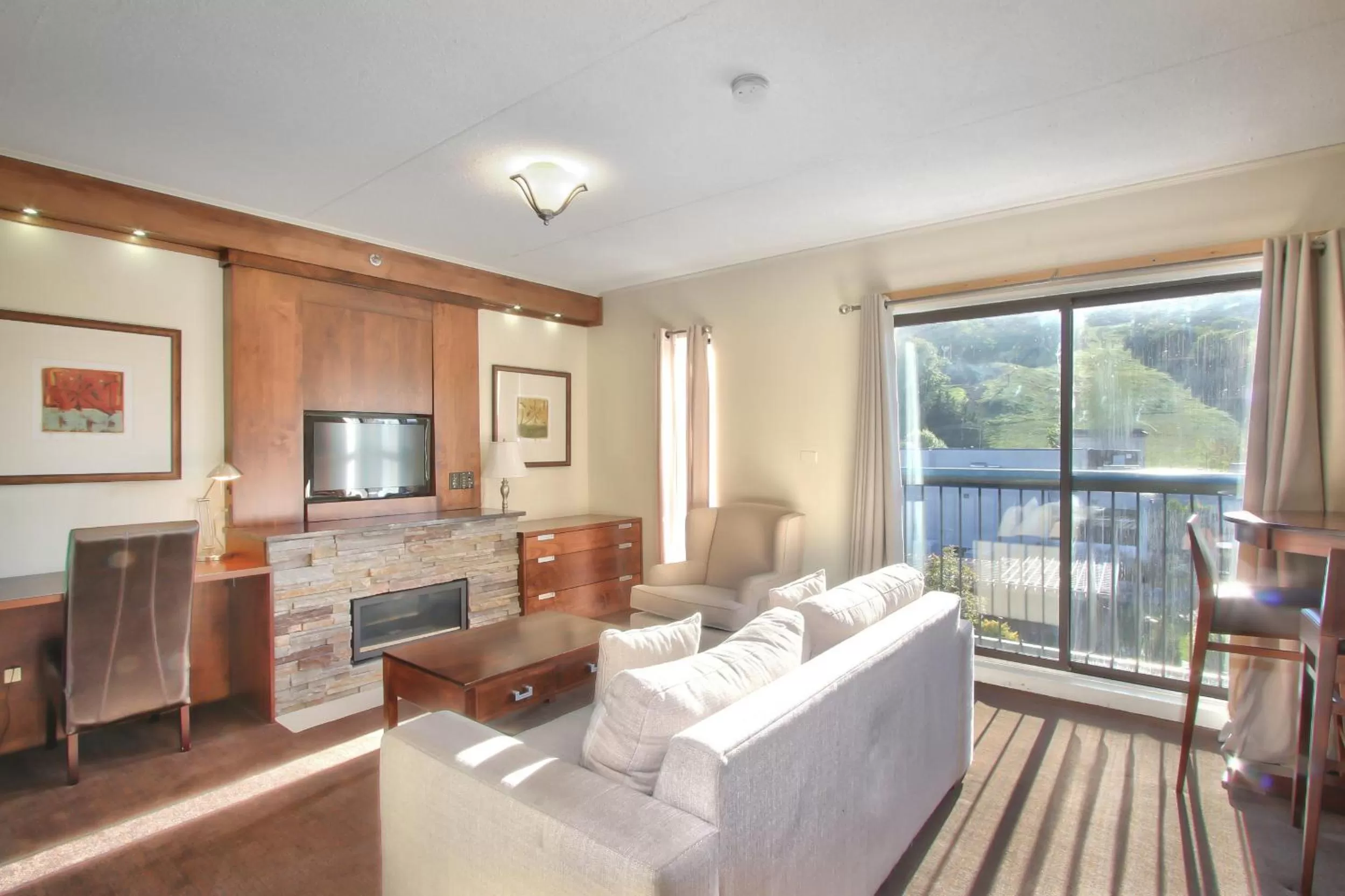 Living room in Blue Mountain Resort Inn