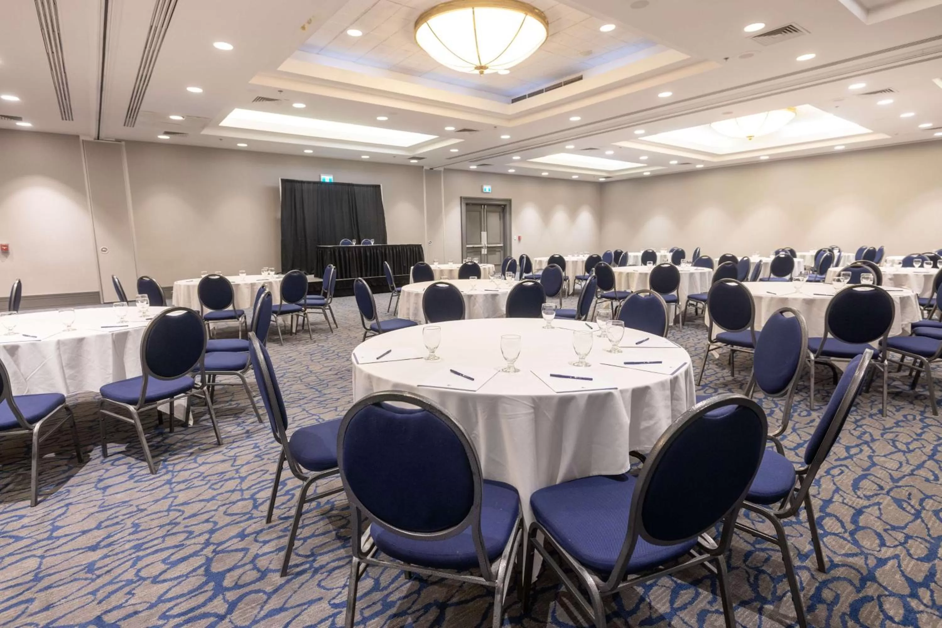 Meeting/conference room in DoubleTree by Hilton Calgary North