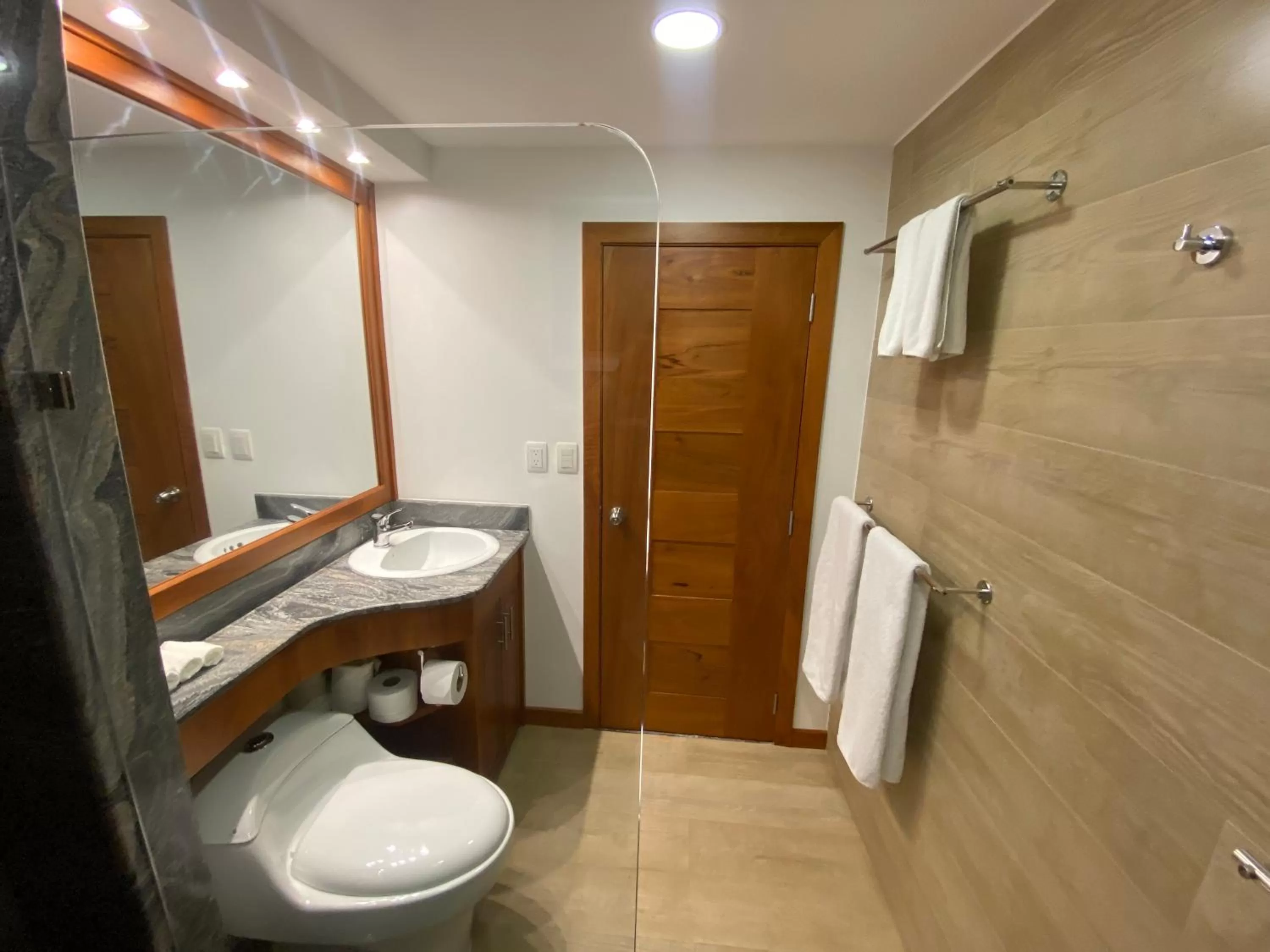 Torre Mar Galapagos Boutique Suites