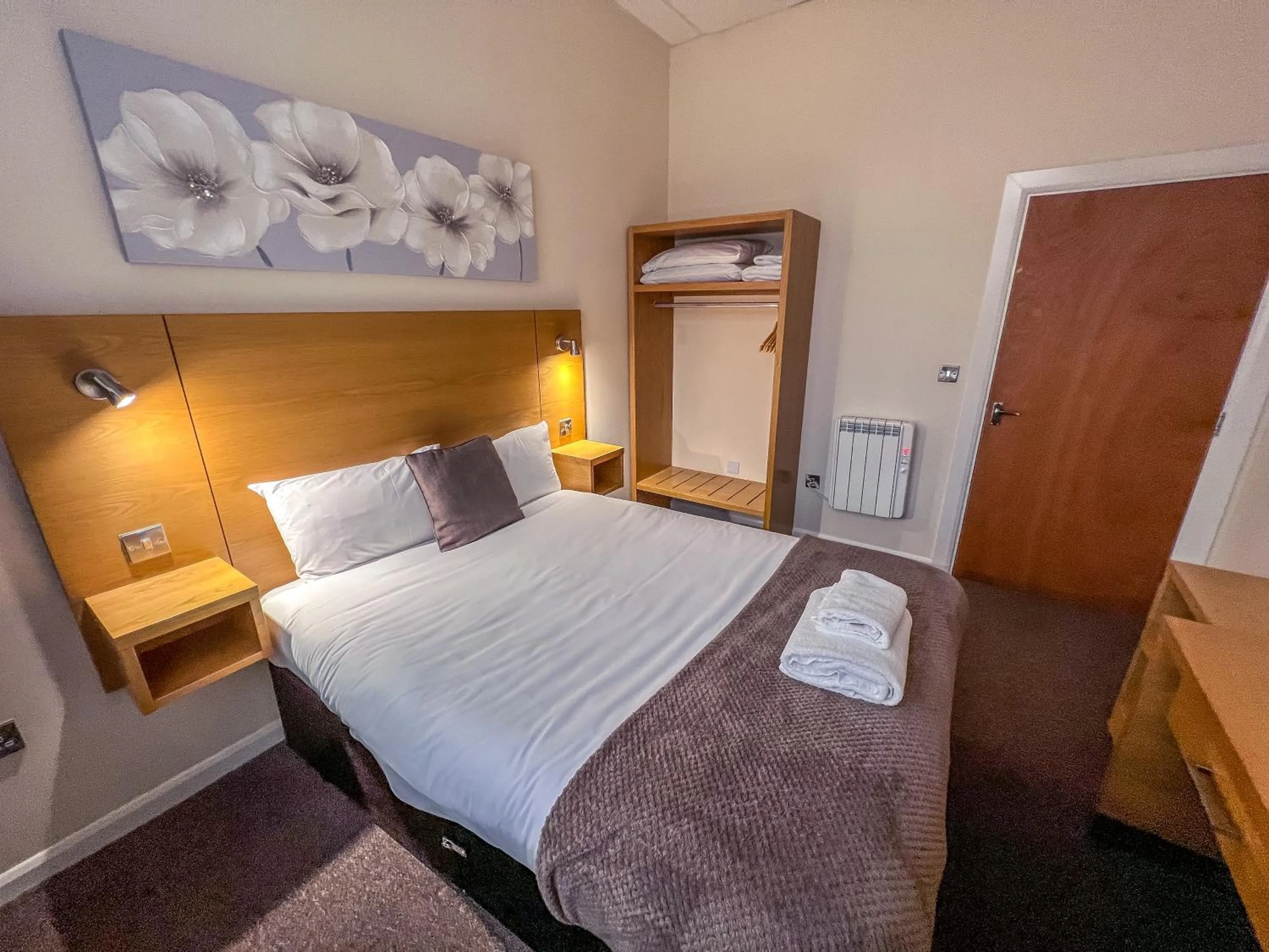 Bedroom in County Hall Apartment Hotel