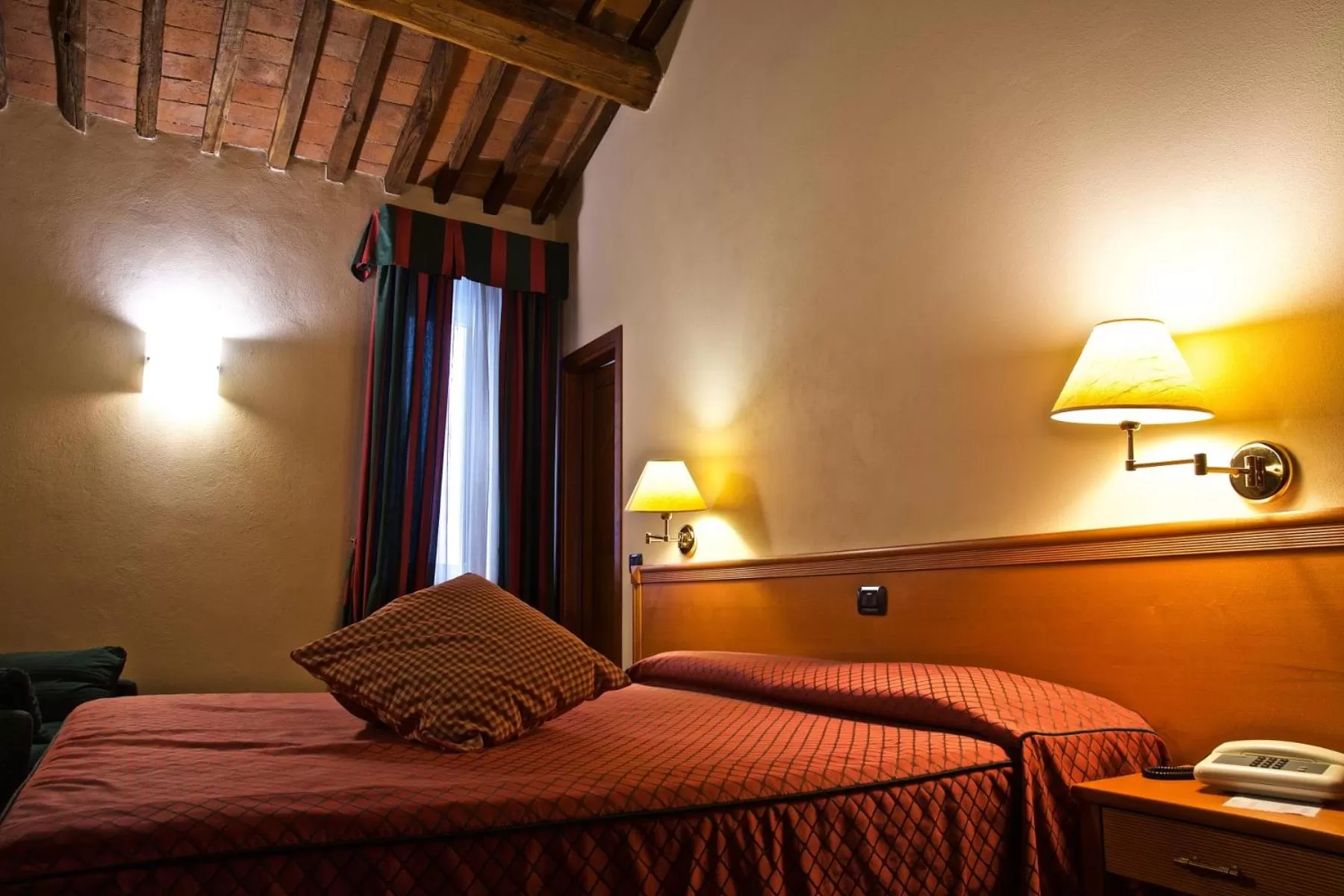 Bed in Hotel La Luna