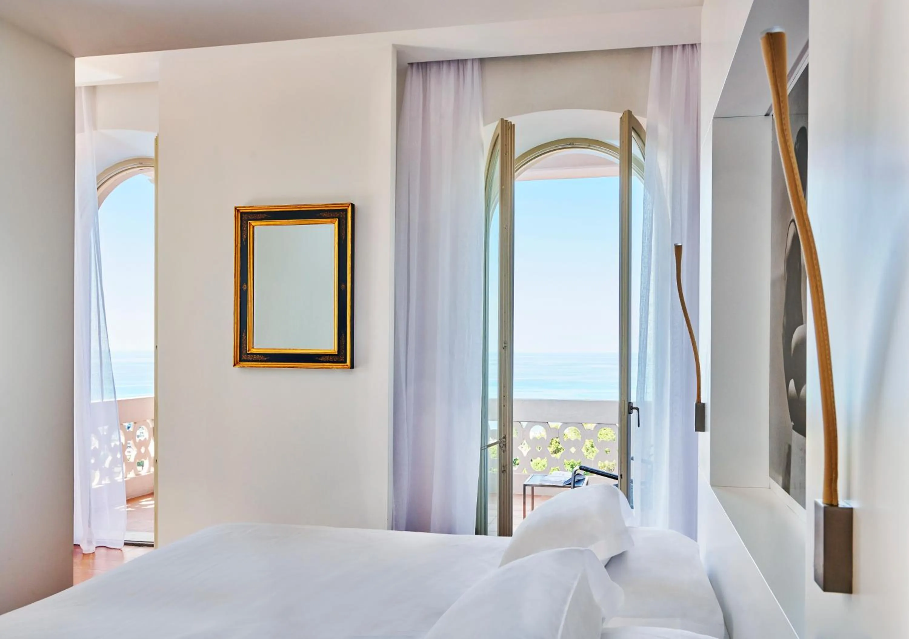 Sea view, Bed in Villa Paola