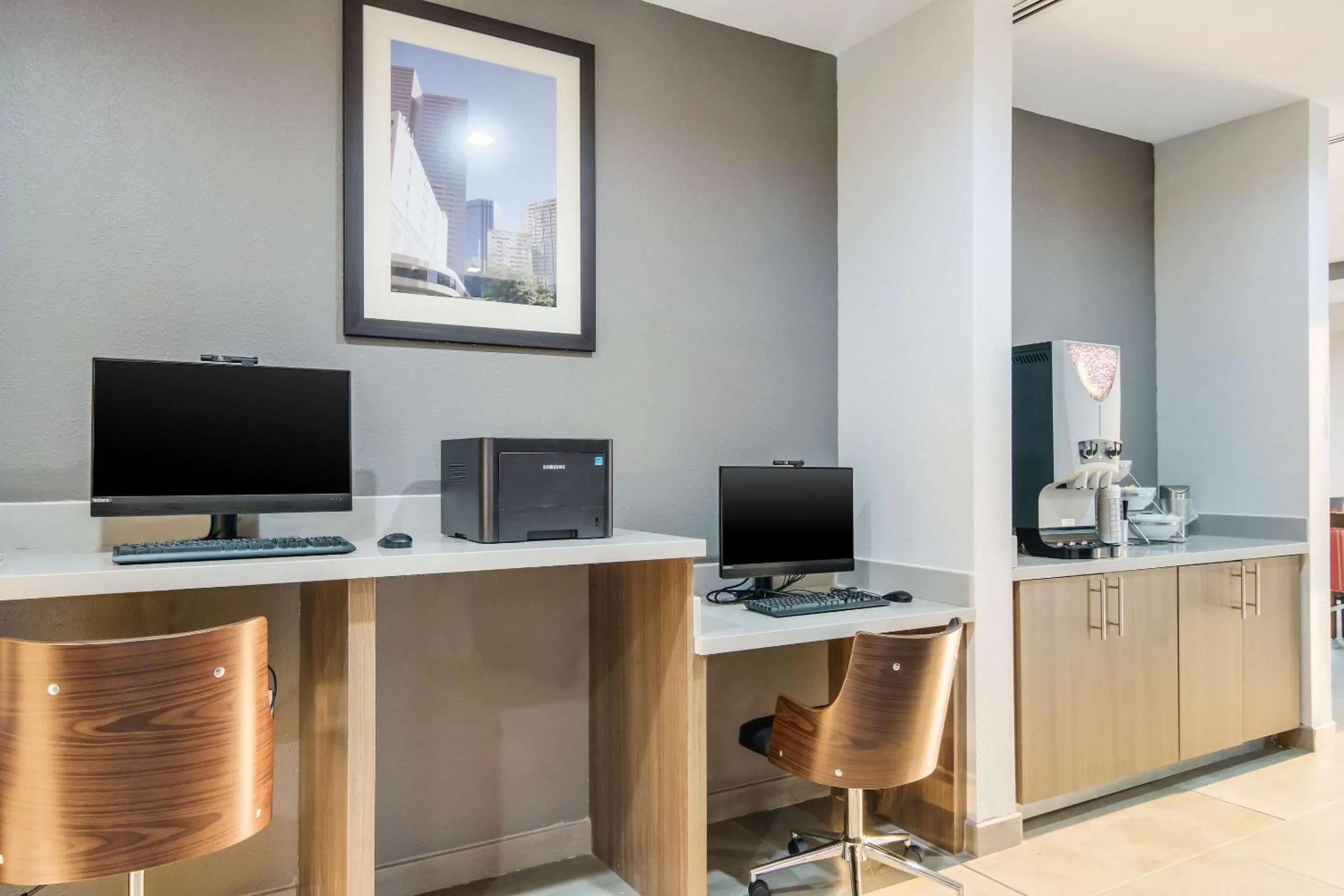 Business facilities in Comfort Suites DeSoto Dallas South