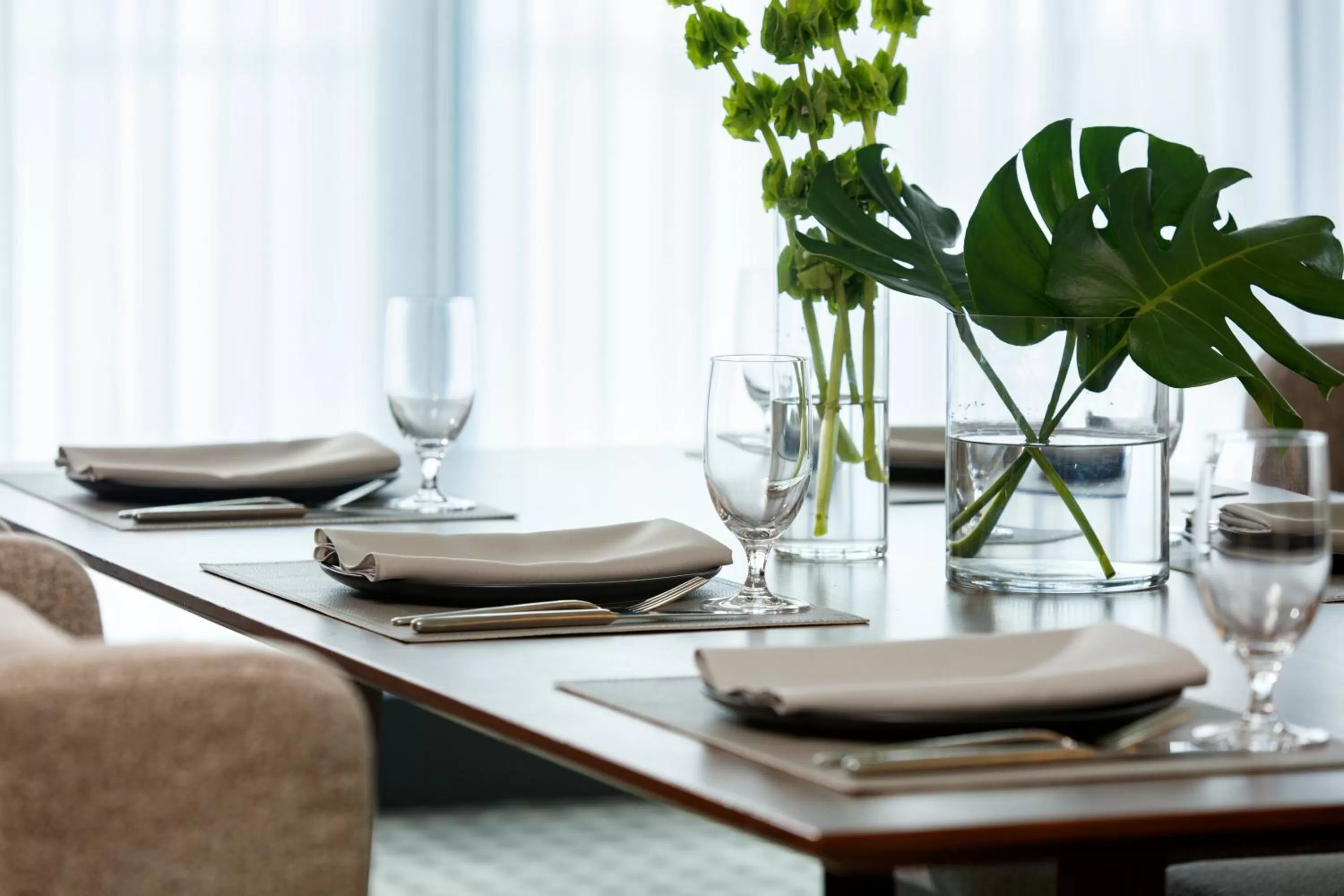 Meeting/conference room in Kimpton Overland Hotel - Atlanta Airport by IHG