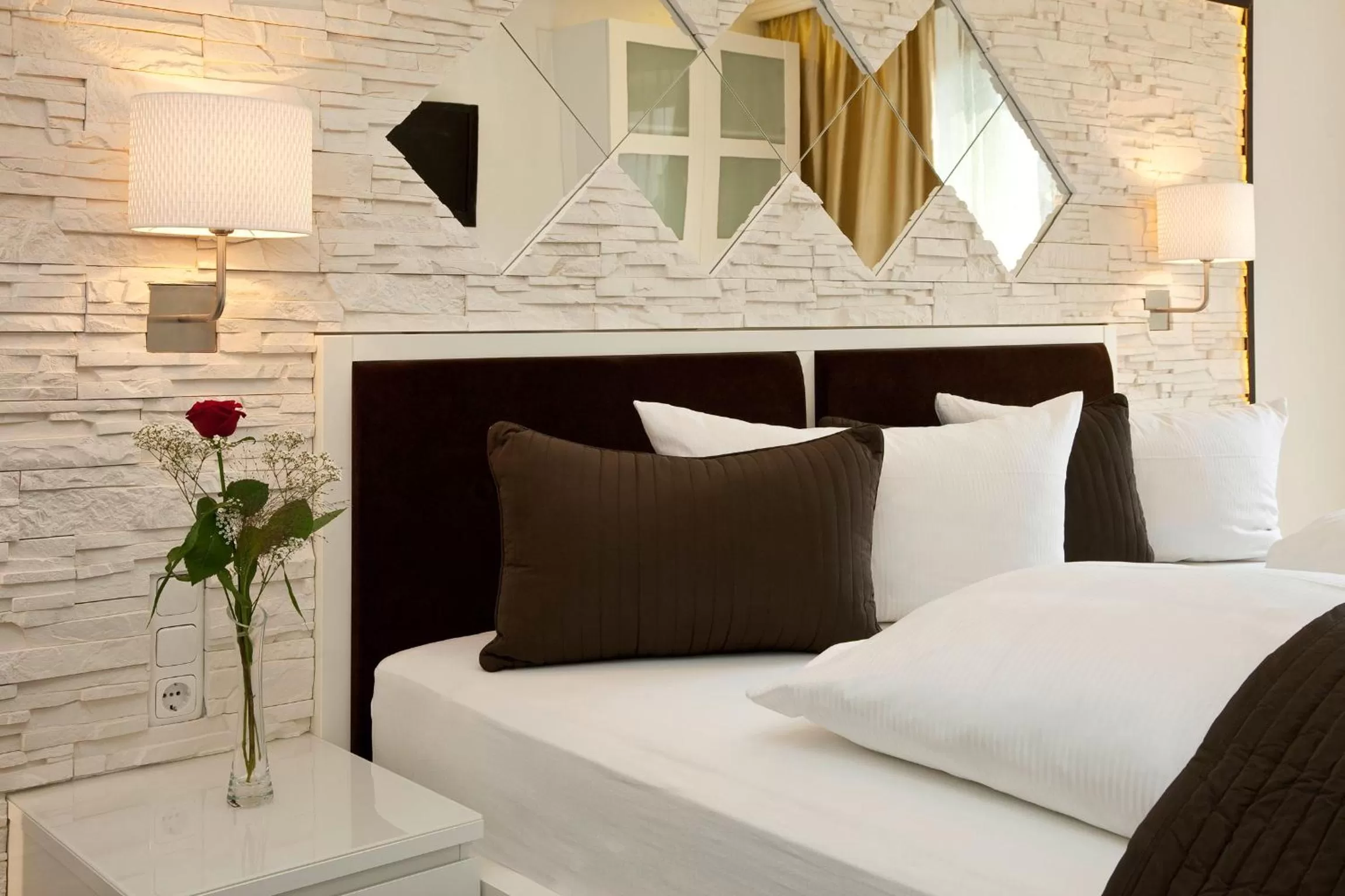 Bed in City Apart Hotel Füssen