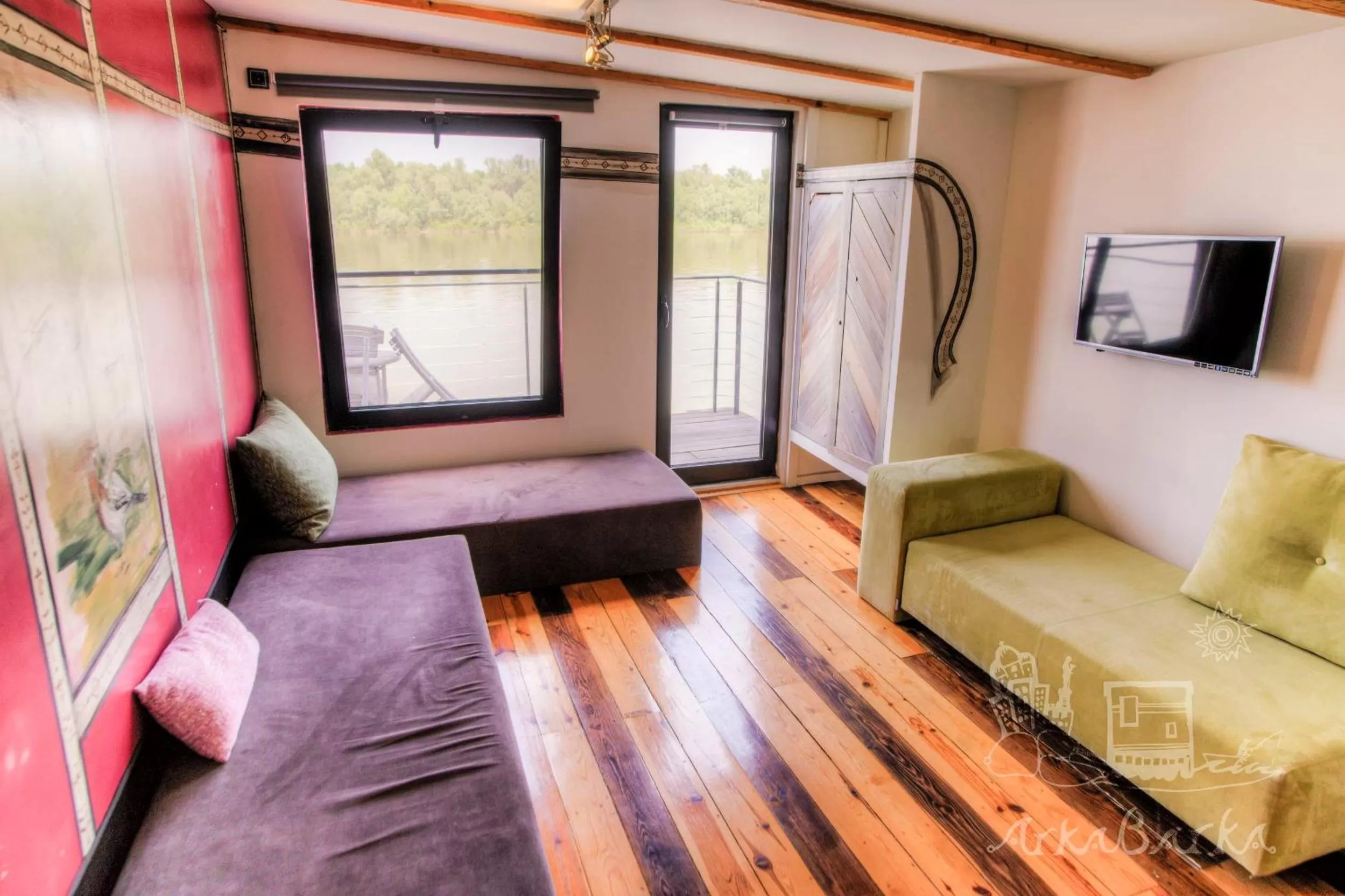 Spring in ArkaBarka 2- Floating Dream Rooms and Apartments