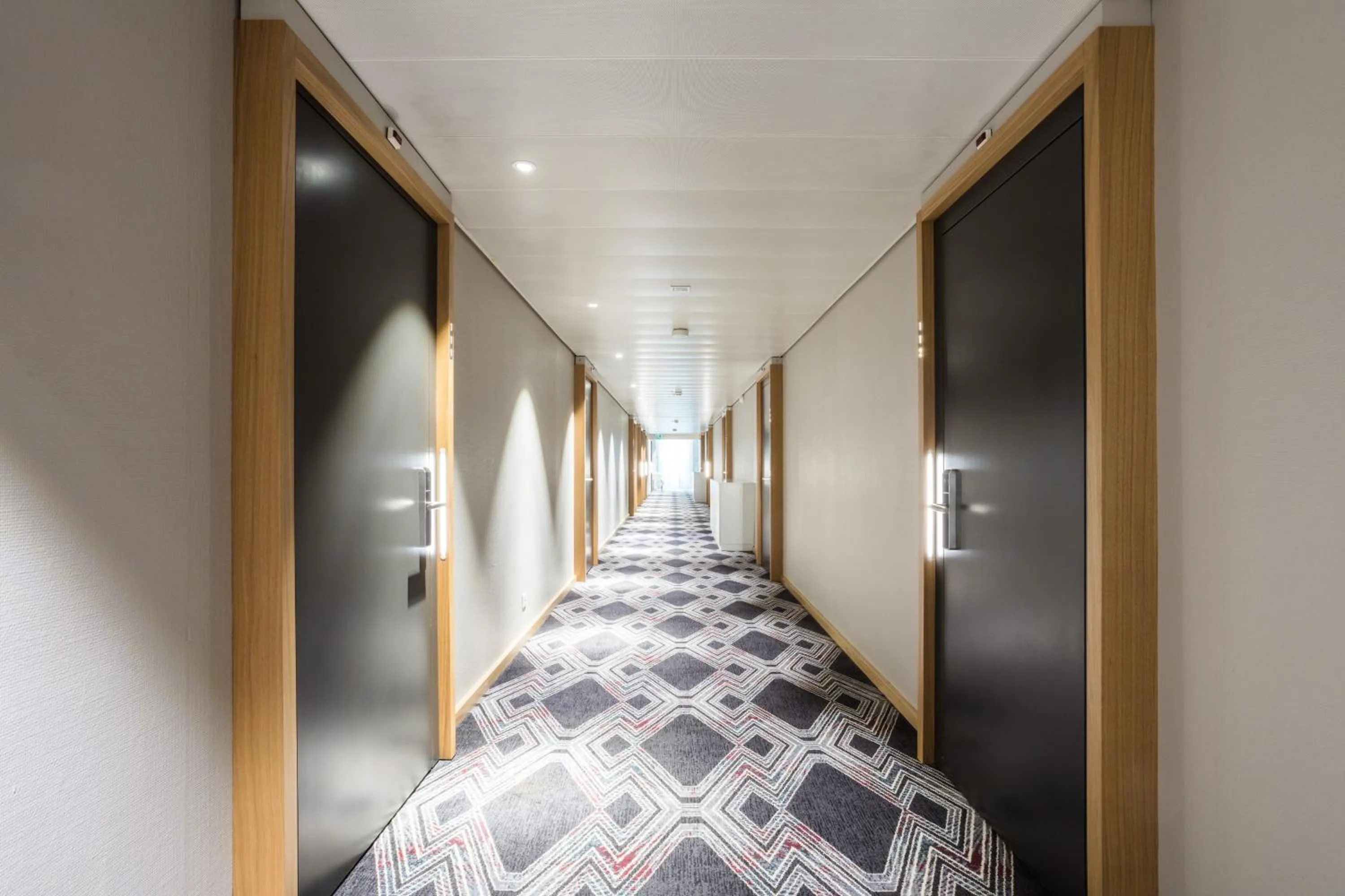 Area and facilities, Bed in Engimatt City & Garden Hotel