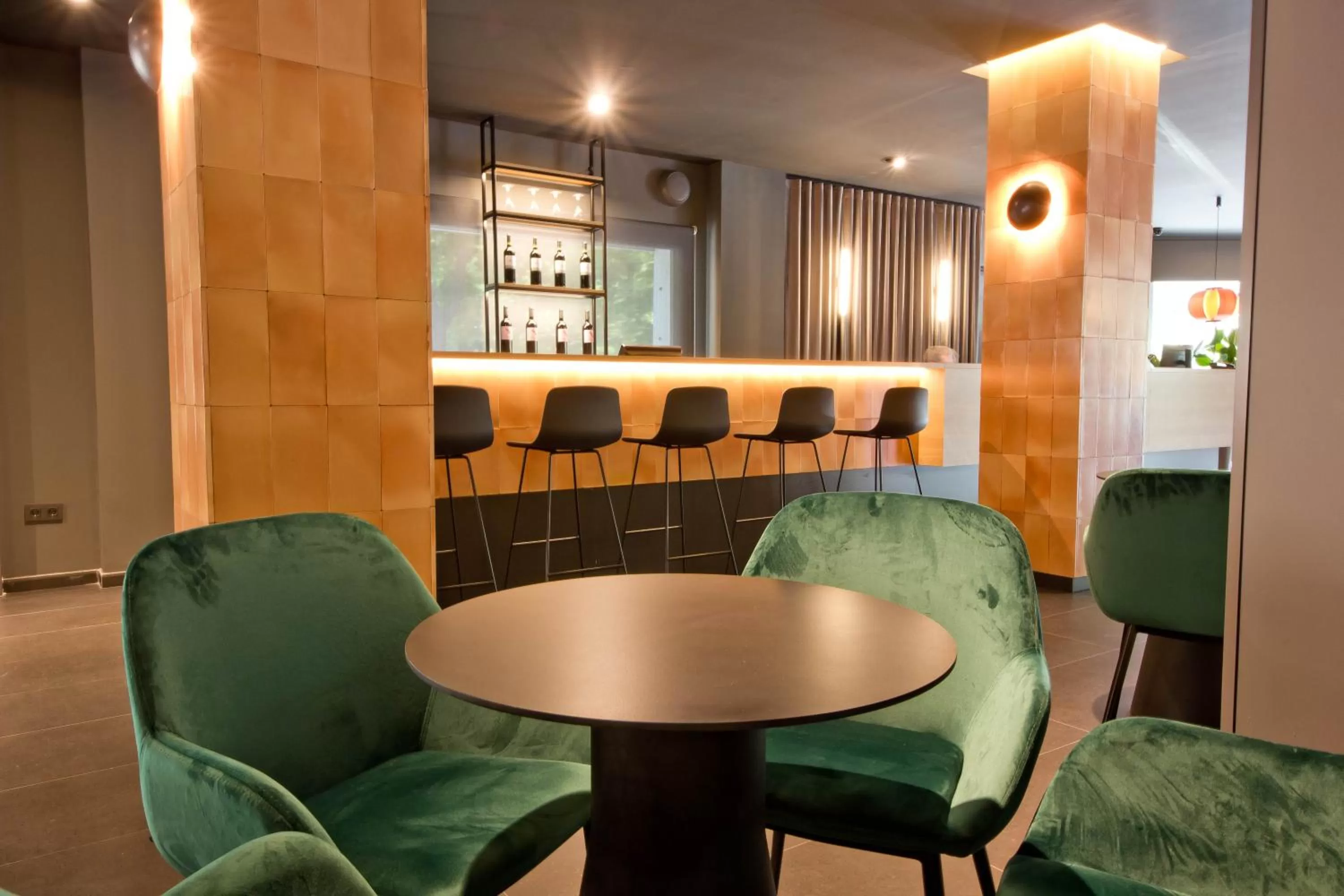 Lounge or bar in Aparthotel Atenea Valles