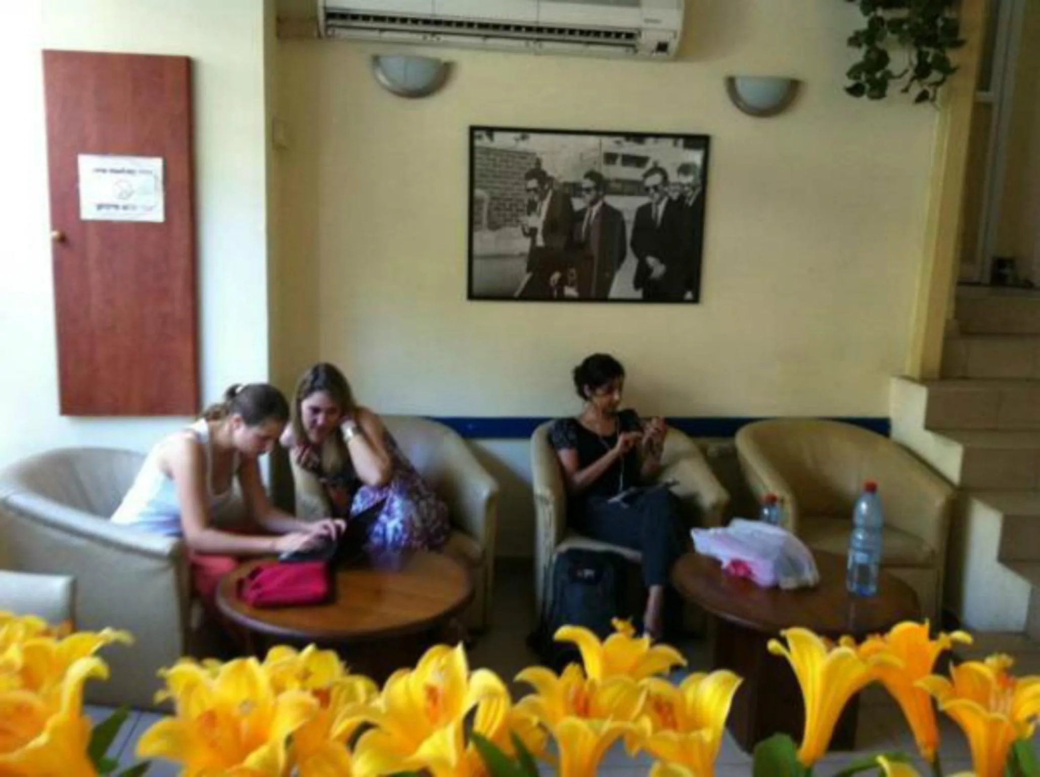 Communal lounge/ TV room in Sky Hostel