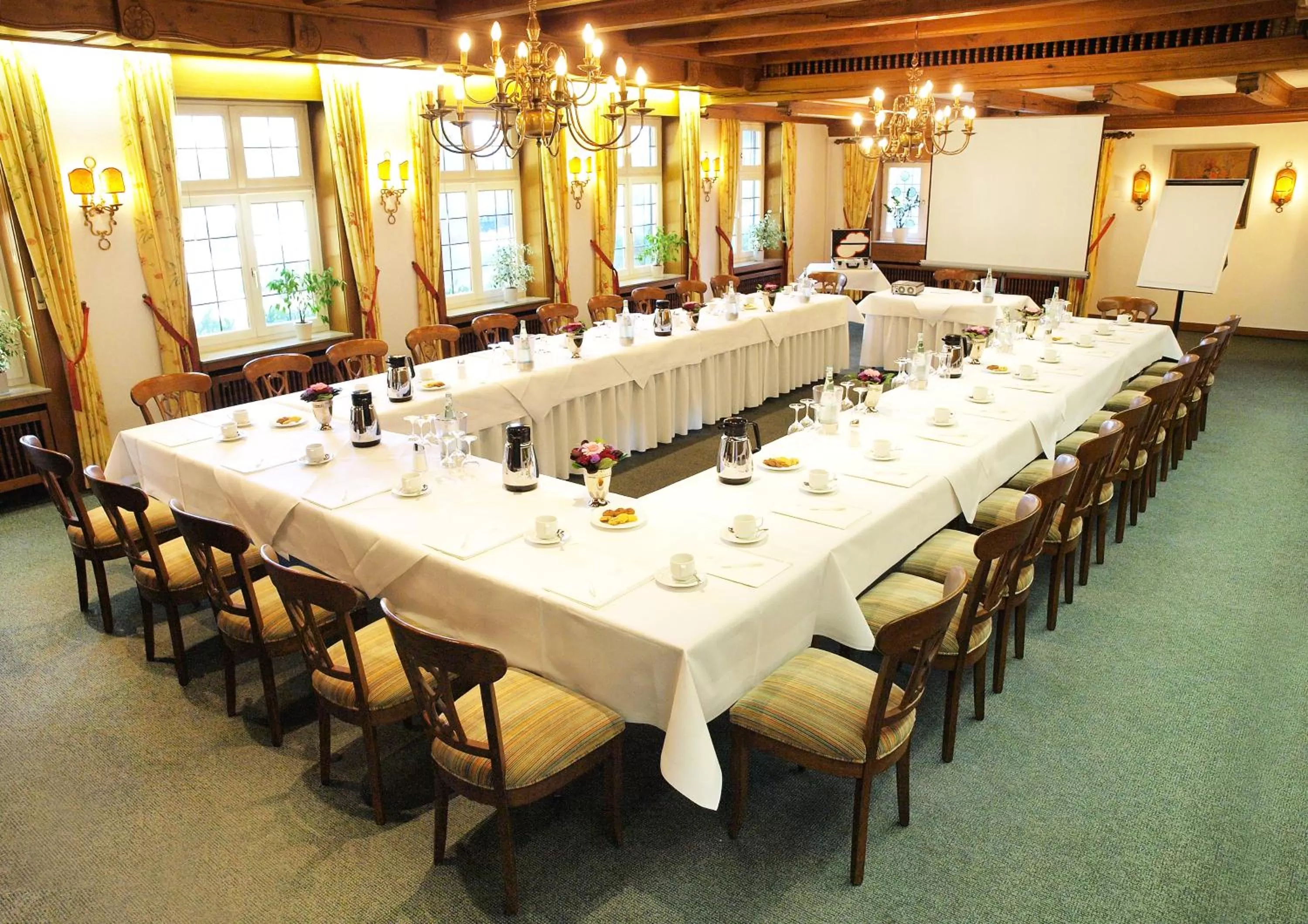 Meeting/conference room in Heidehotel Waldhütte