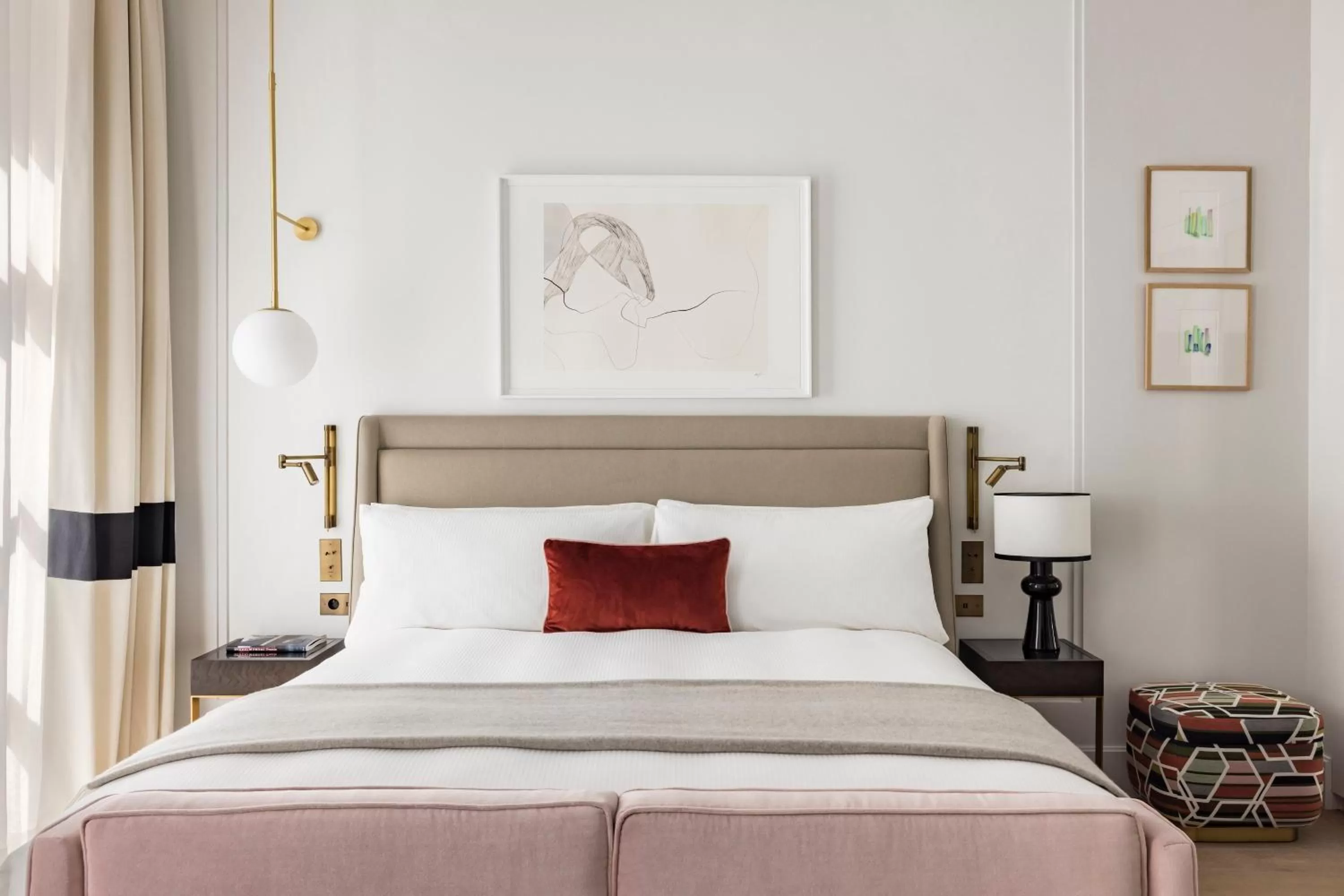 Photo of the whole room, Bed in Kimpton - St Honoré Paris by IHG