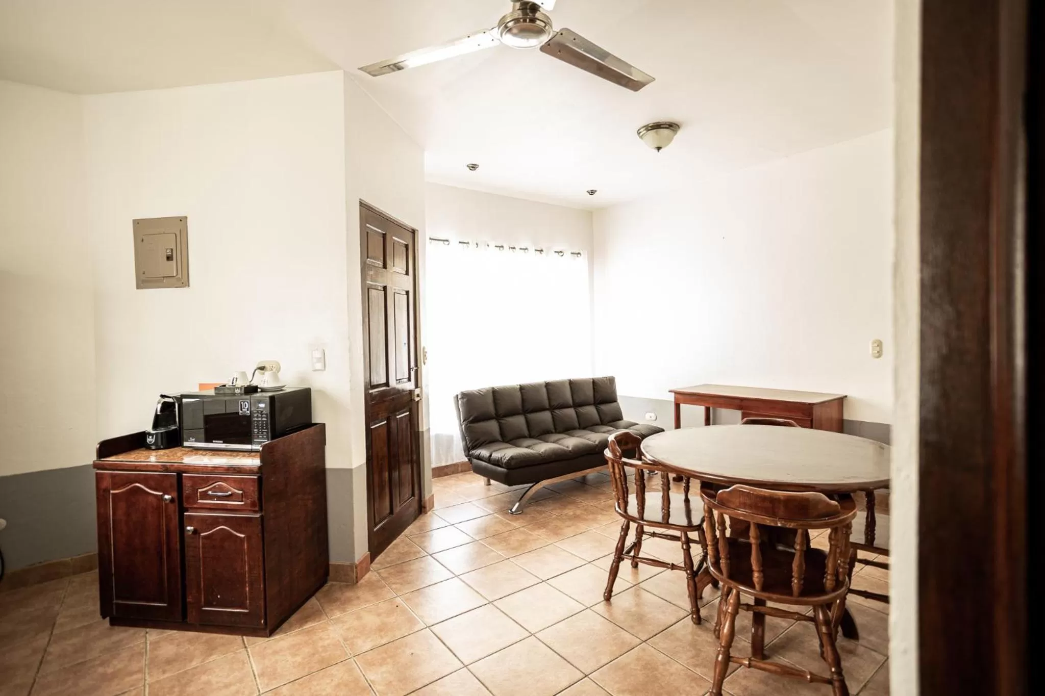 Living room in Hotel El Rancho