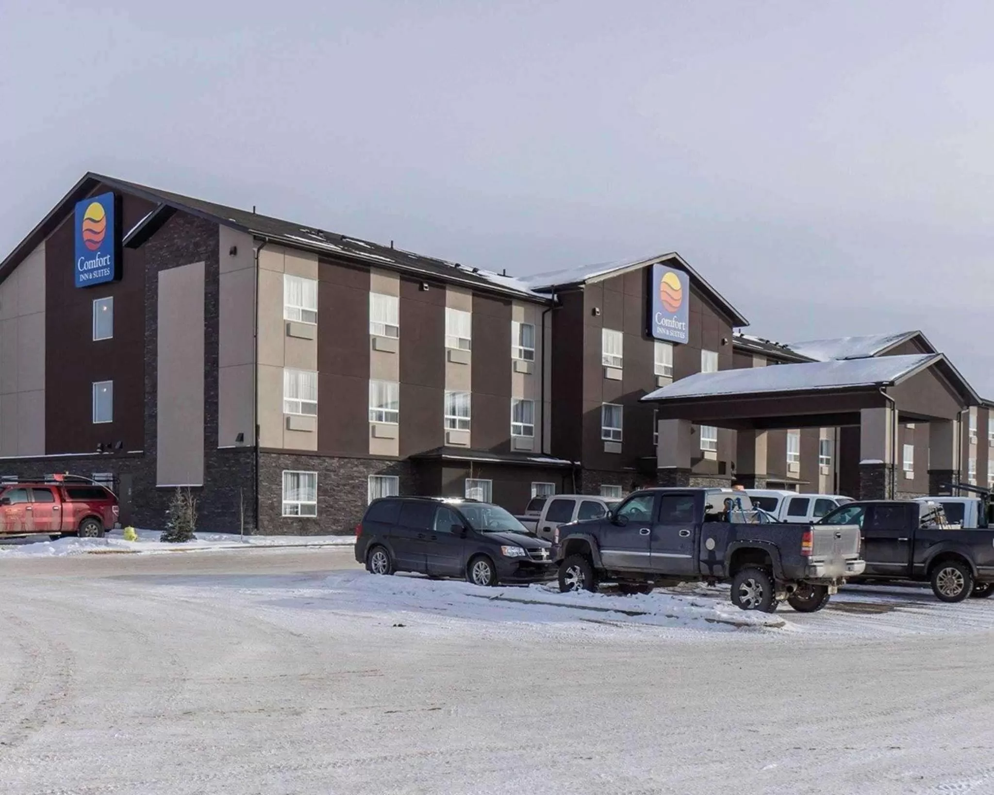 Property building in Comfort Inn & Suites