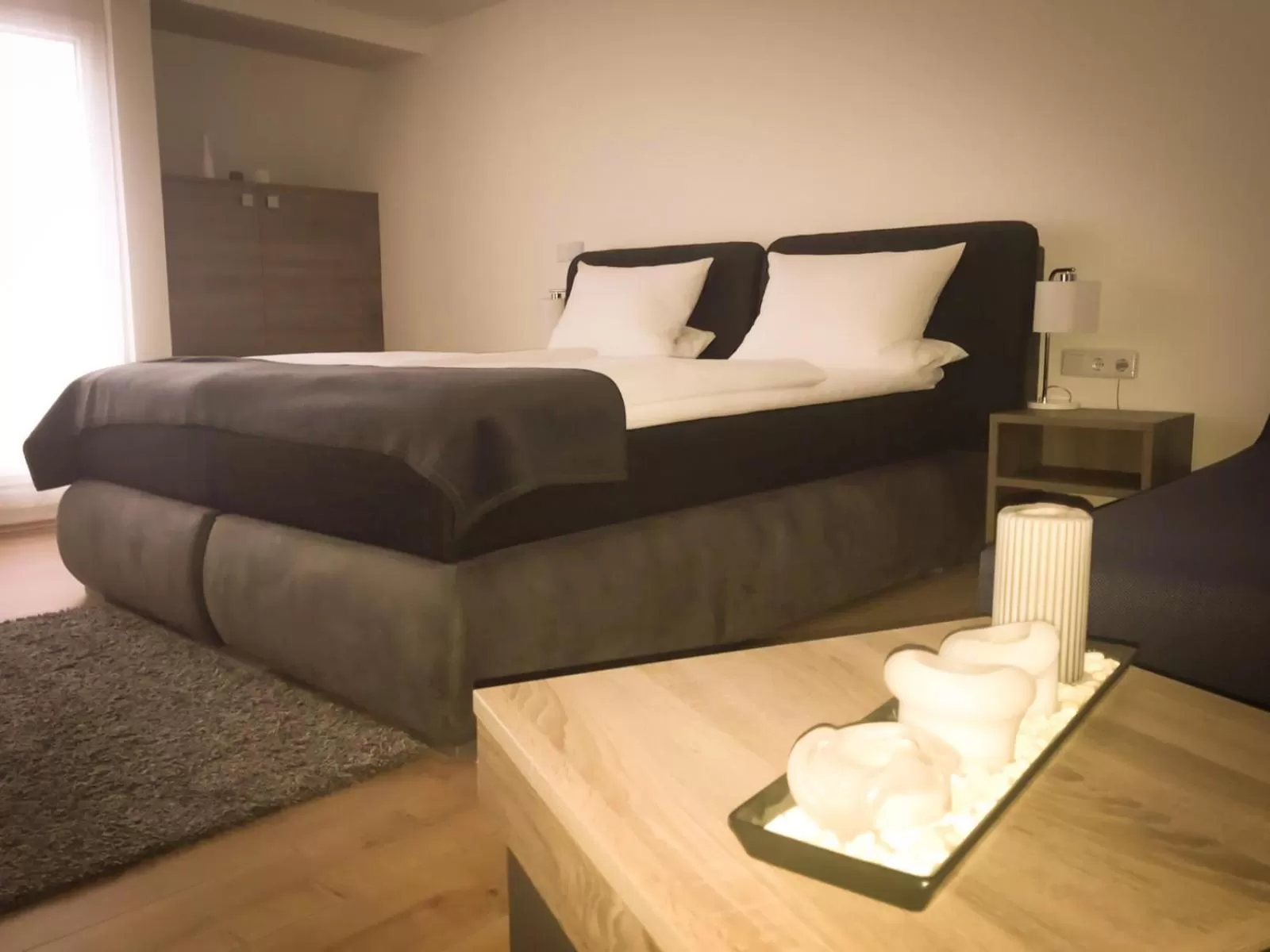 Photo of the whole room, Bed in Hotel Langhans