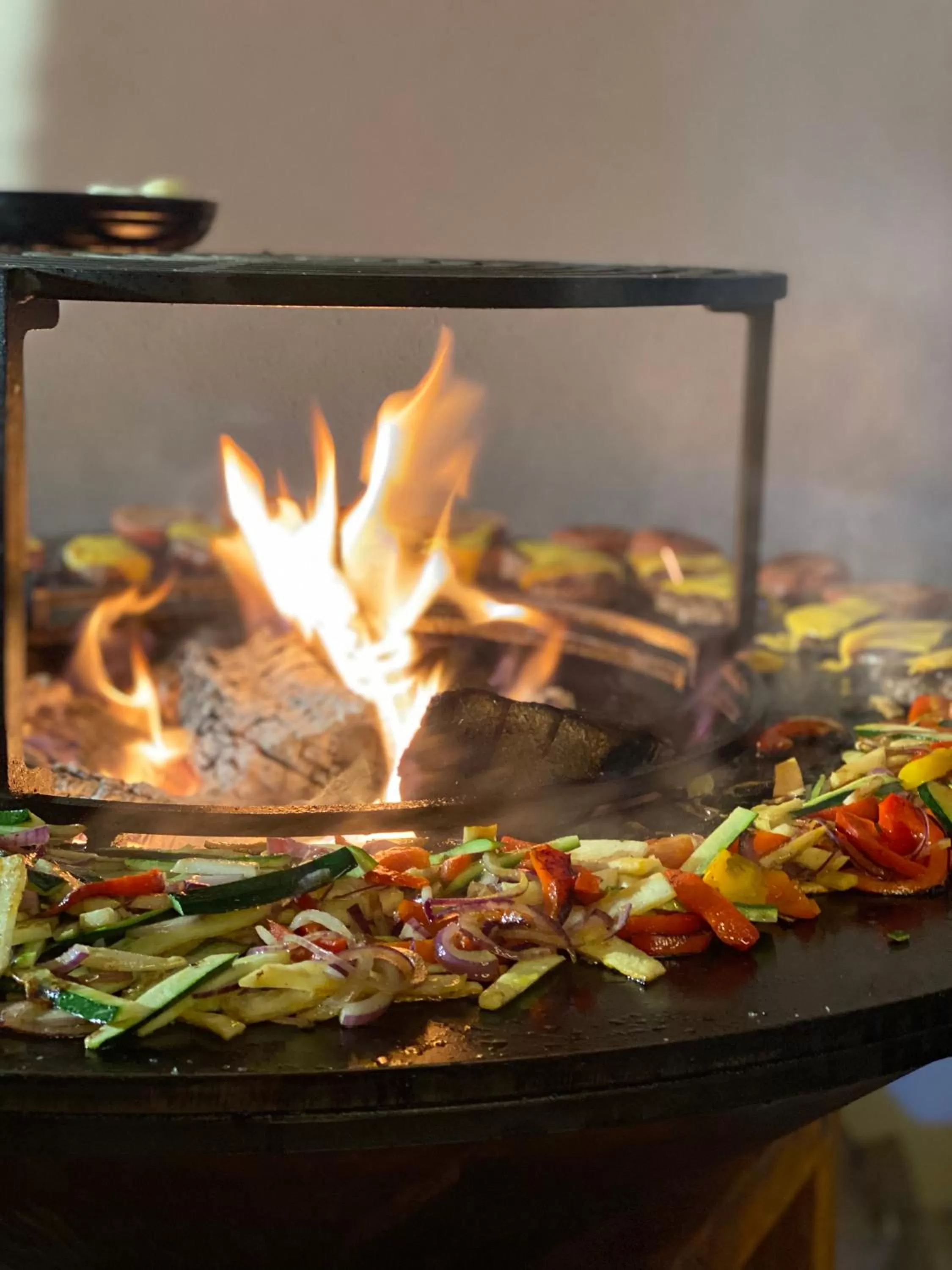 Restaurant/places to eat in Mercure Avignon Gare TGV