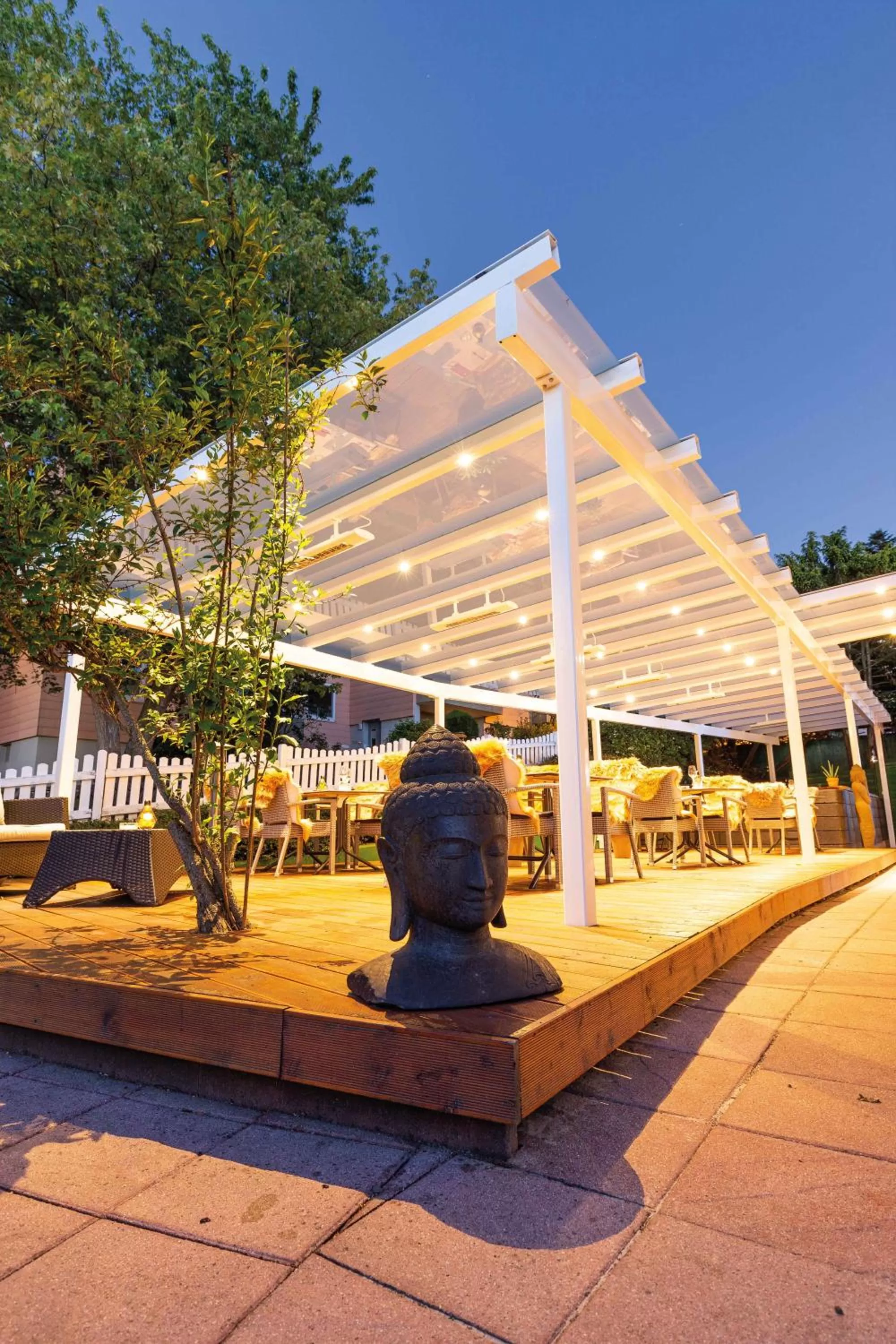 Restaurant/places to eat in Wellness & Ayurveda Hotel Am Eichenberg