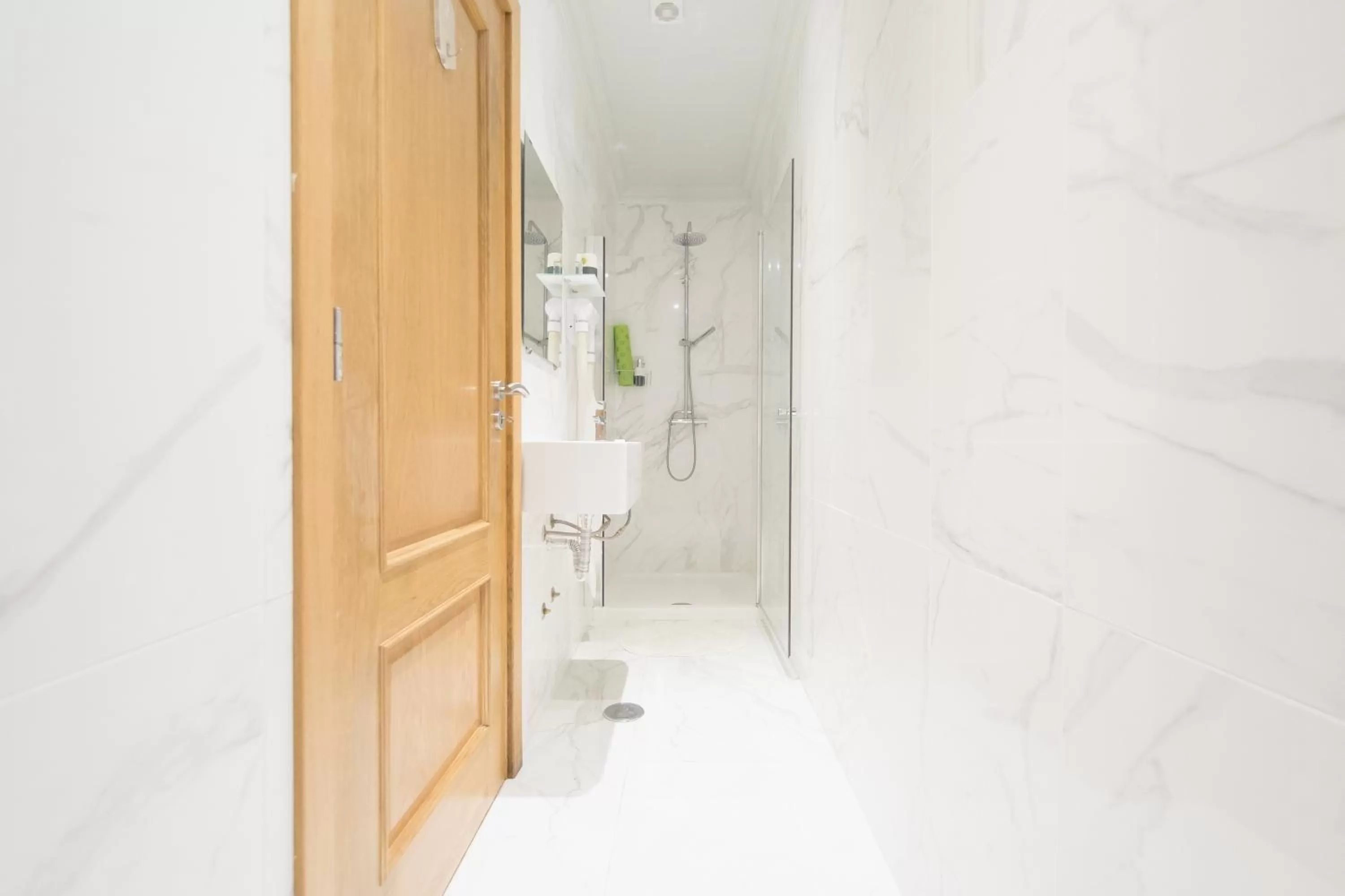 Double Room with Private Bathroom in Arrifana Destination Suites