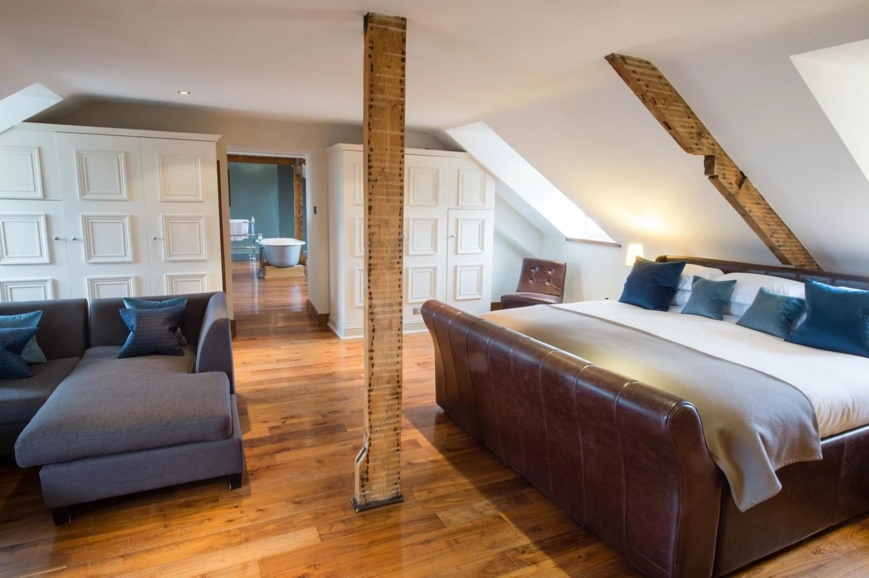 Photo of the whole room, Bed in Hotel du Vin & Bistro Harrogate